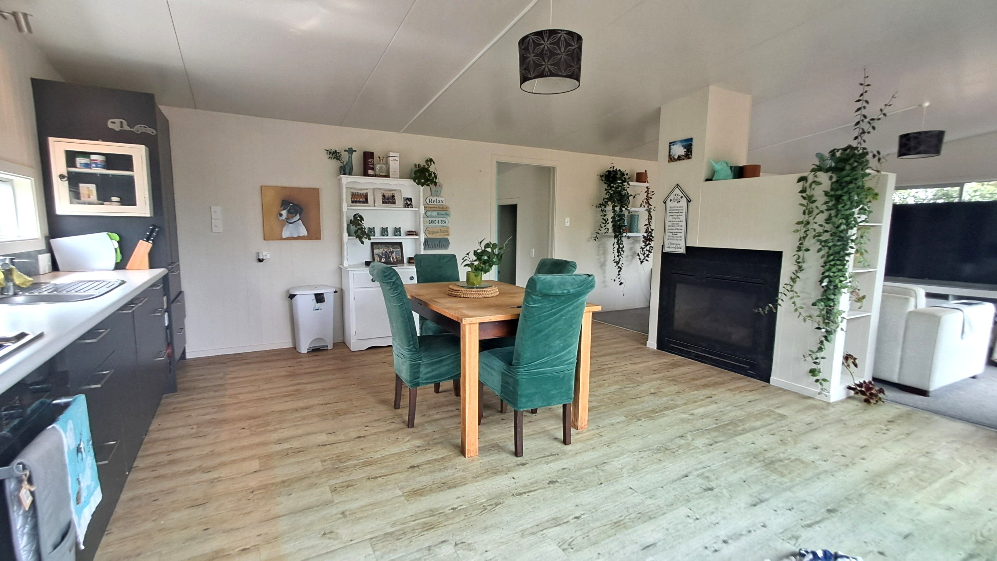 15 Cook Street, Carters Beach, Buller District