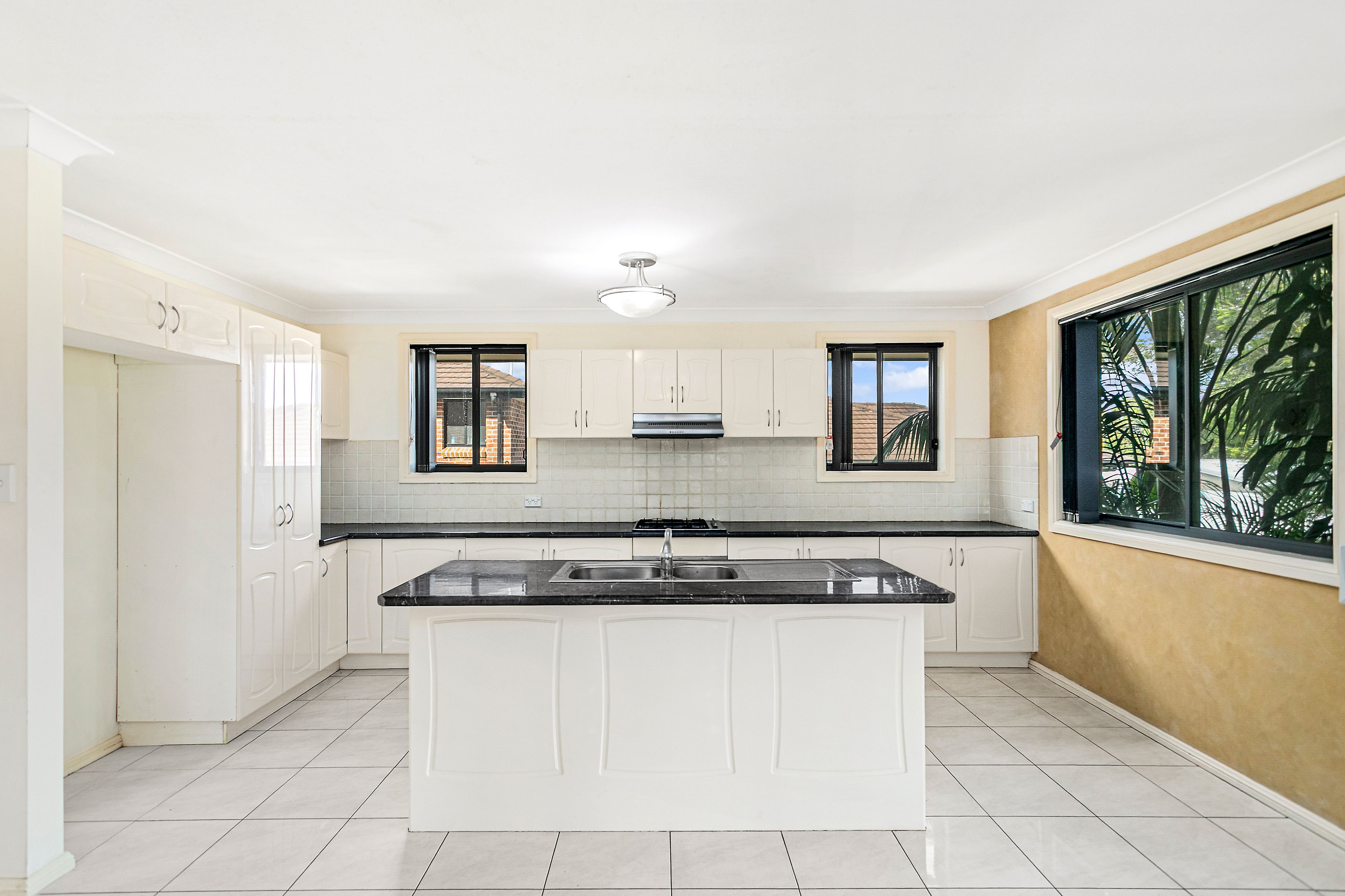 9 Atchison Street, Flinders, NSW 2529