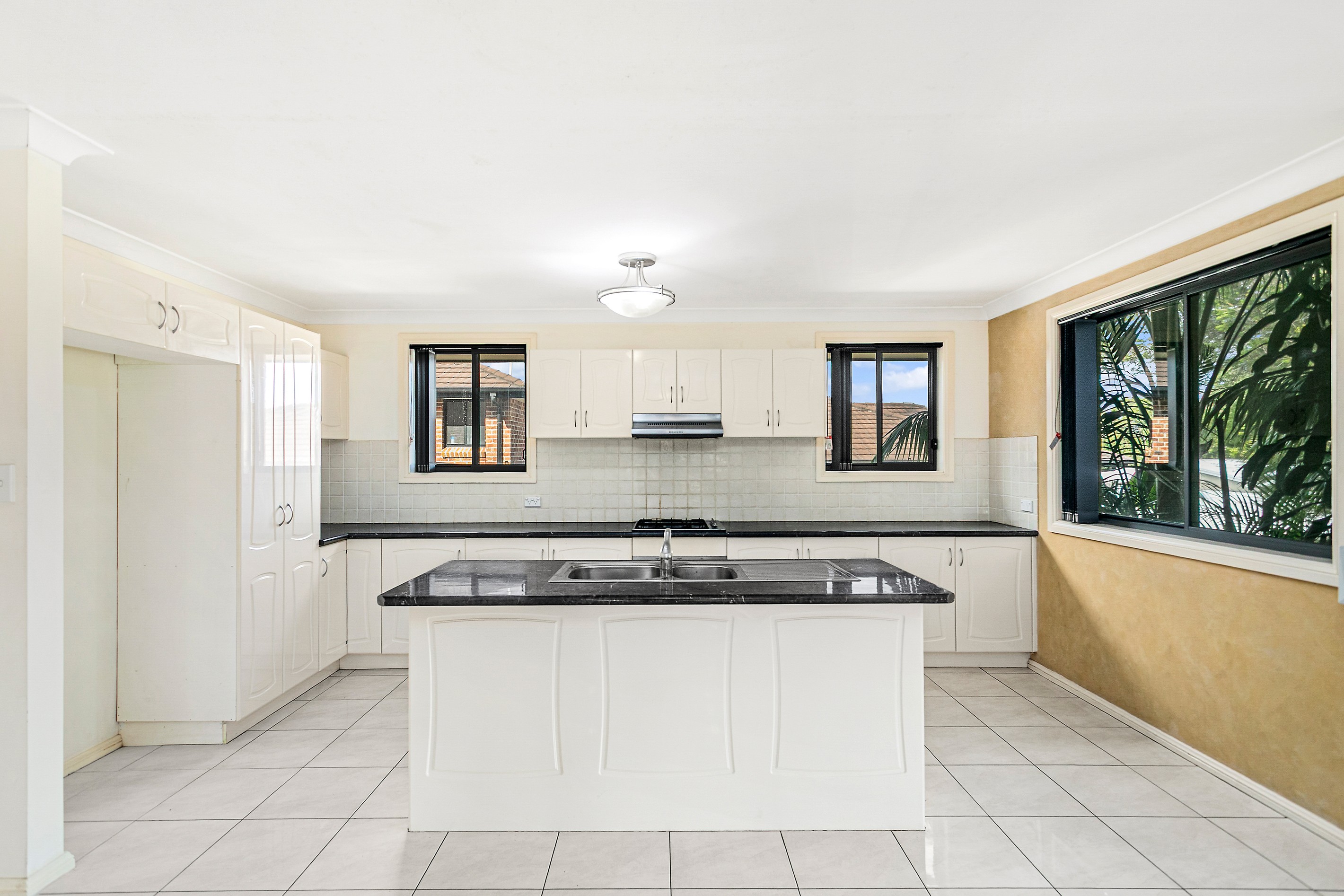 9 Atchison Street, Flinders, NSW 2529