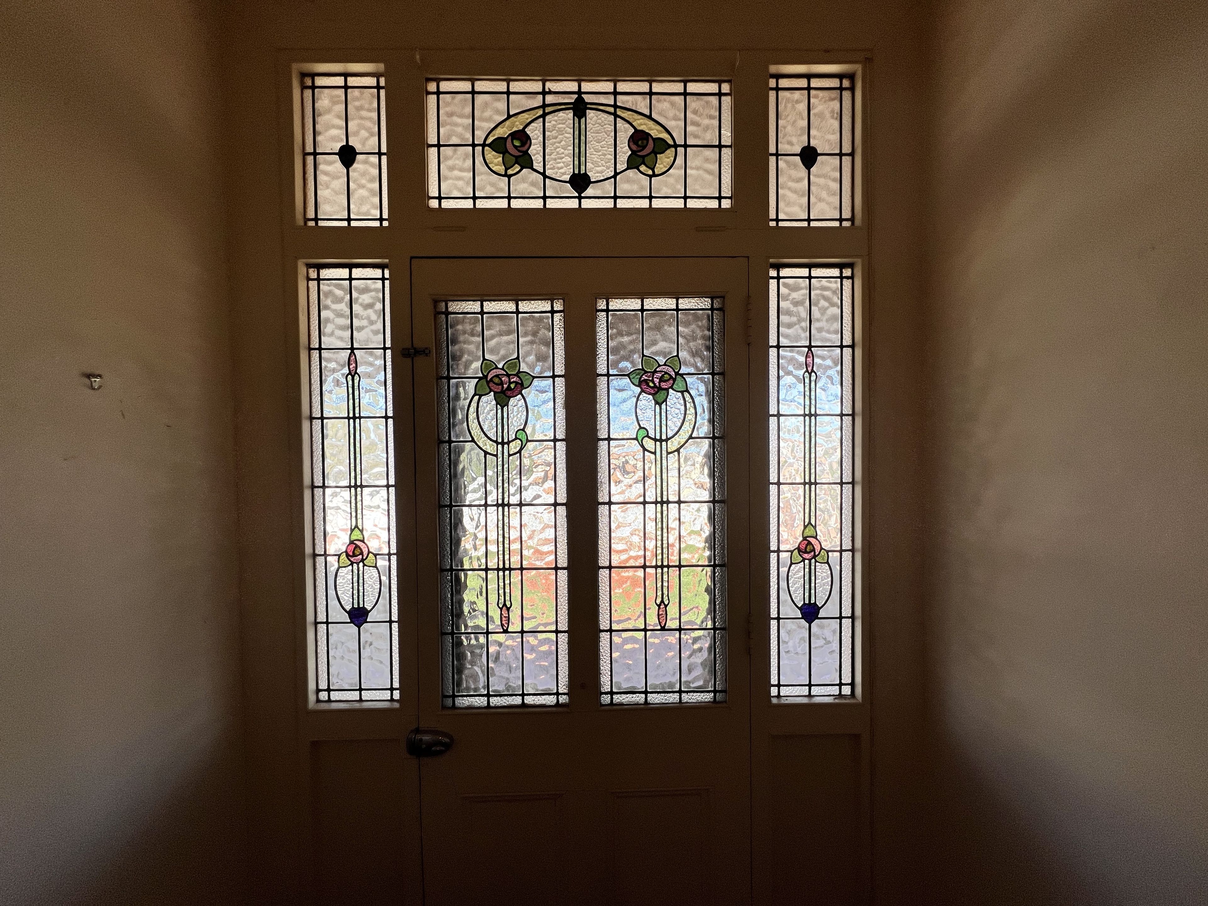 526 Williams Street — photo 4 of 12
