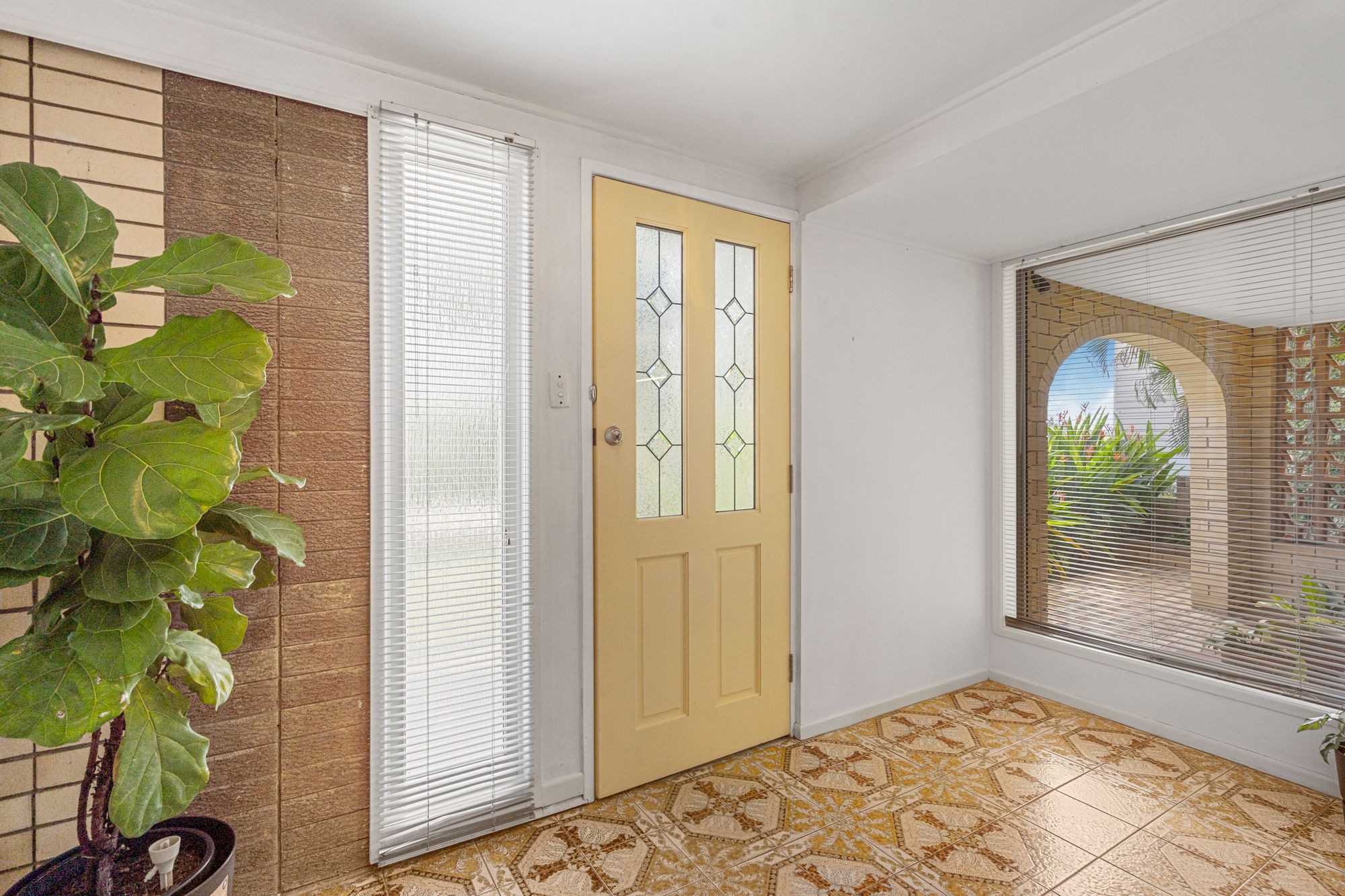237 Appleby Road, Stafford Heights, QLD 4053