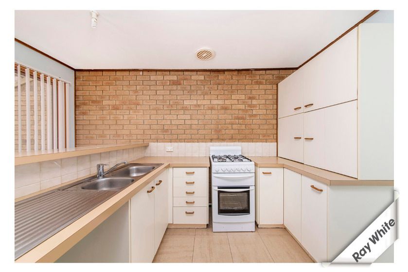 15 Strong Place, Belconnen, ACT 2617