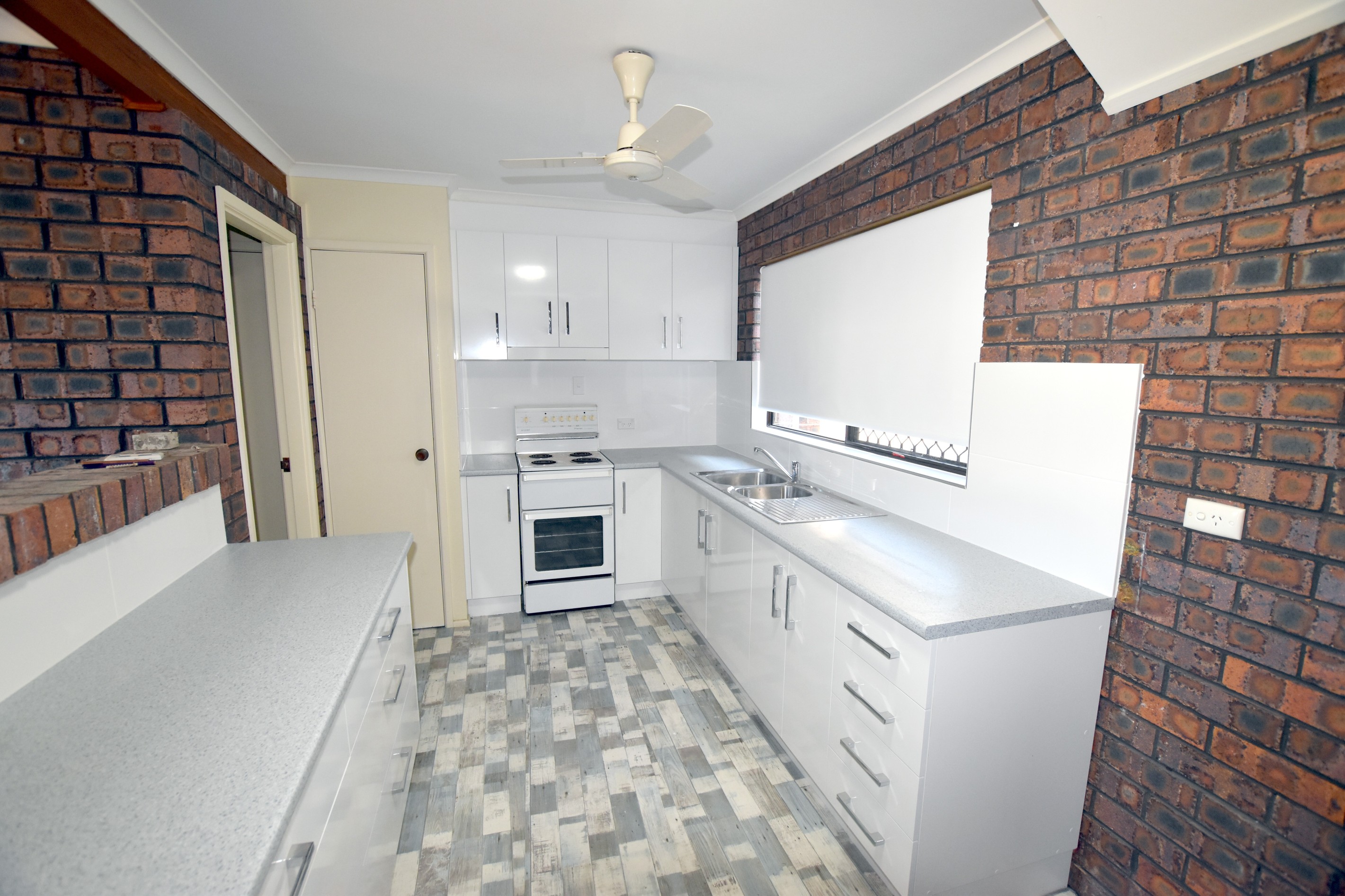 9/5 Luscombe Court, New Auckland, QLD 4680