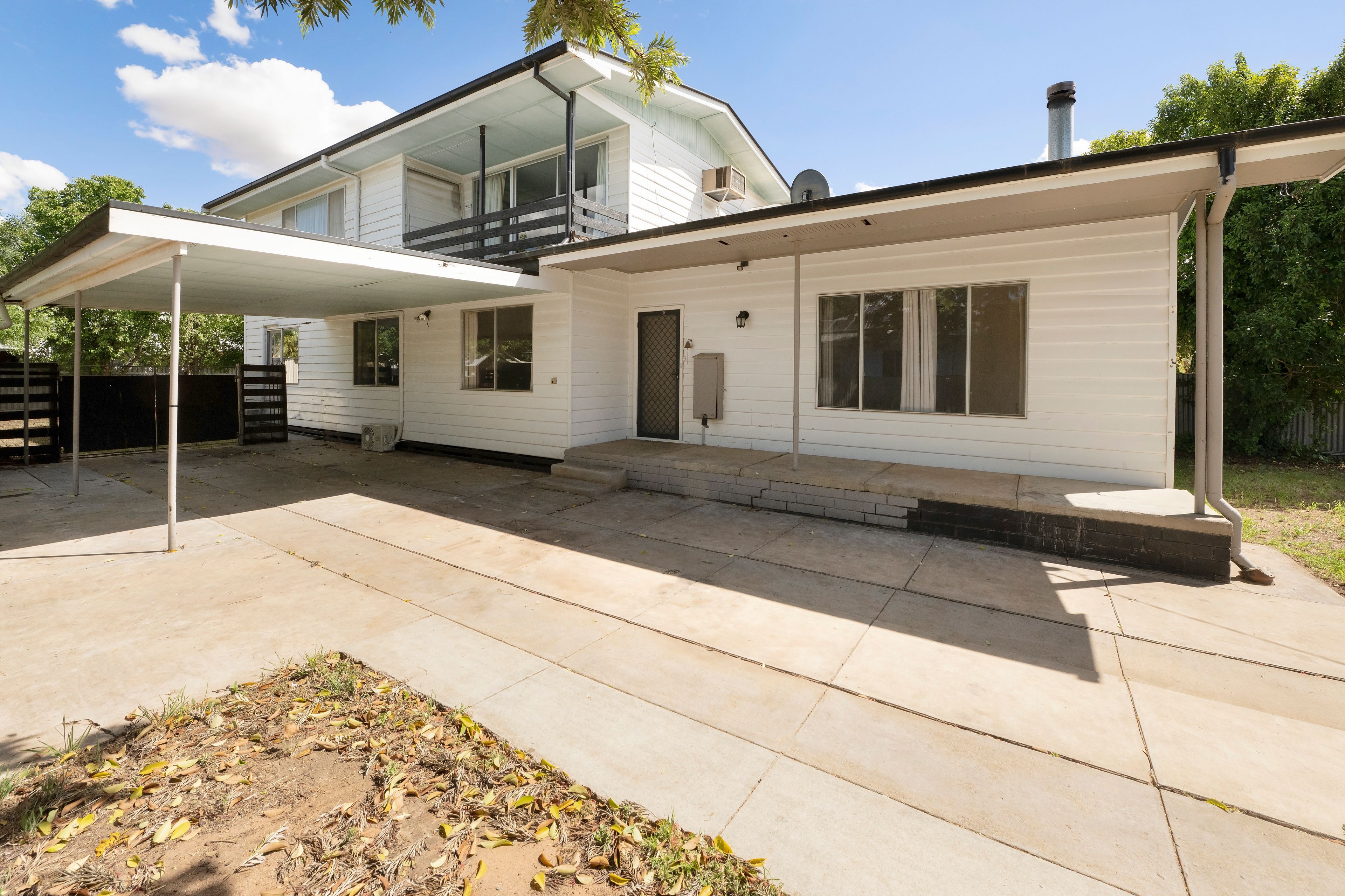 12 Holloway Grove, Swan Hill, VIC 3585