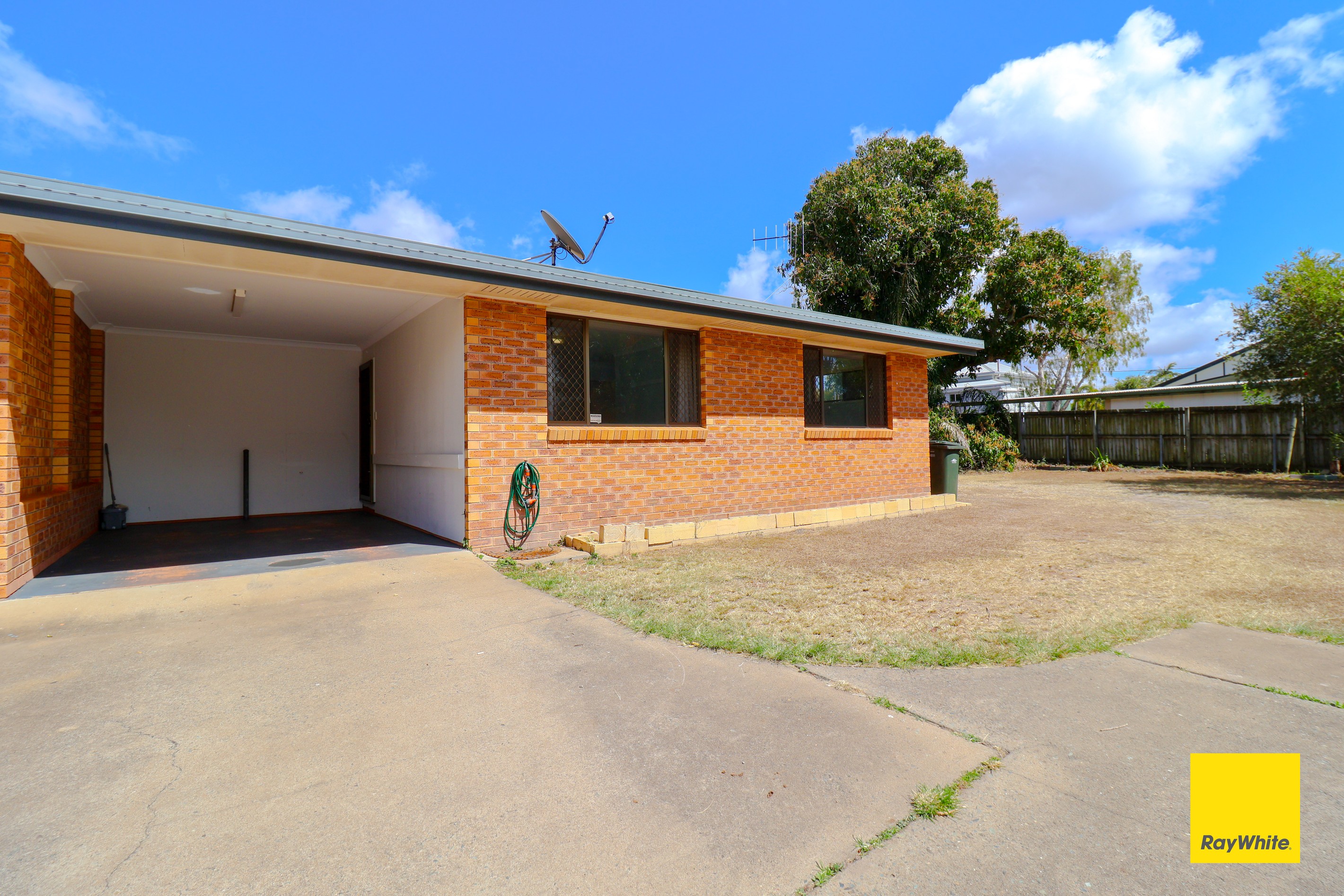 2/1b Wyper Street, Bundaberg South, QLD 4670