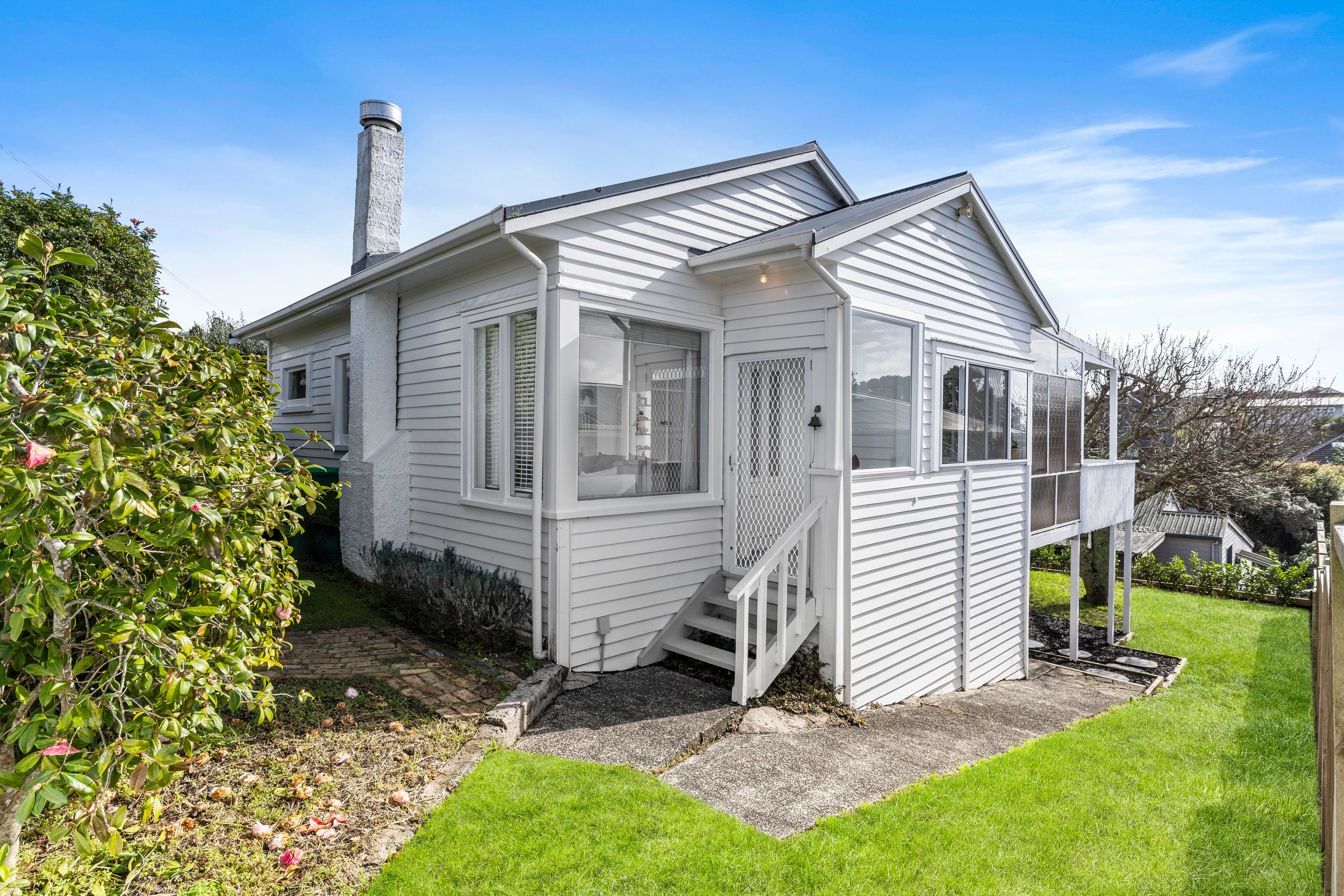 32 Selwyn Road, Cockle Bay, Manukau City