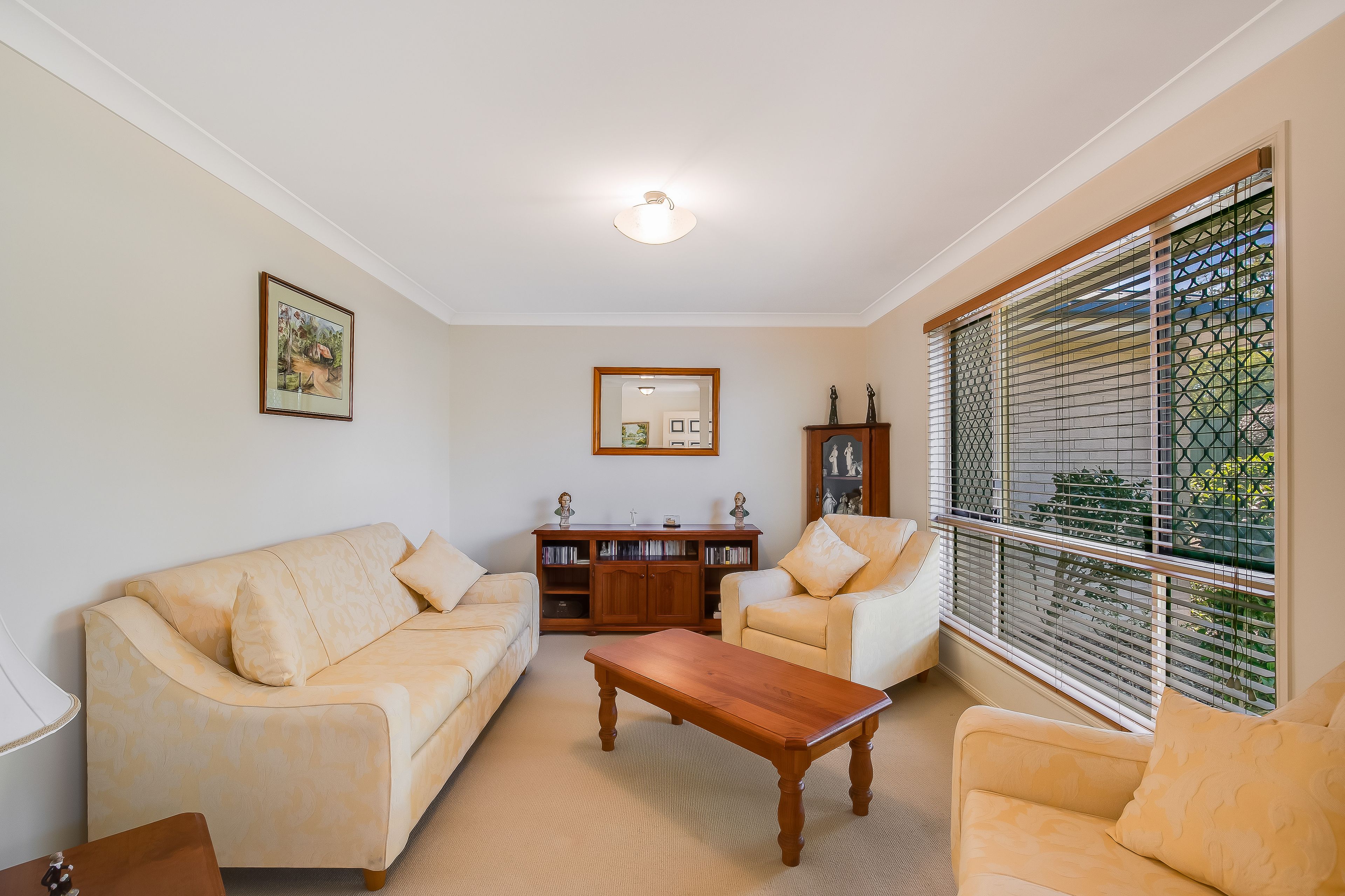 89 Bouganvillea Drive, Middle Ridge, QLD 4350