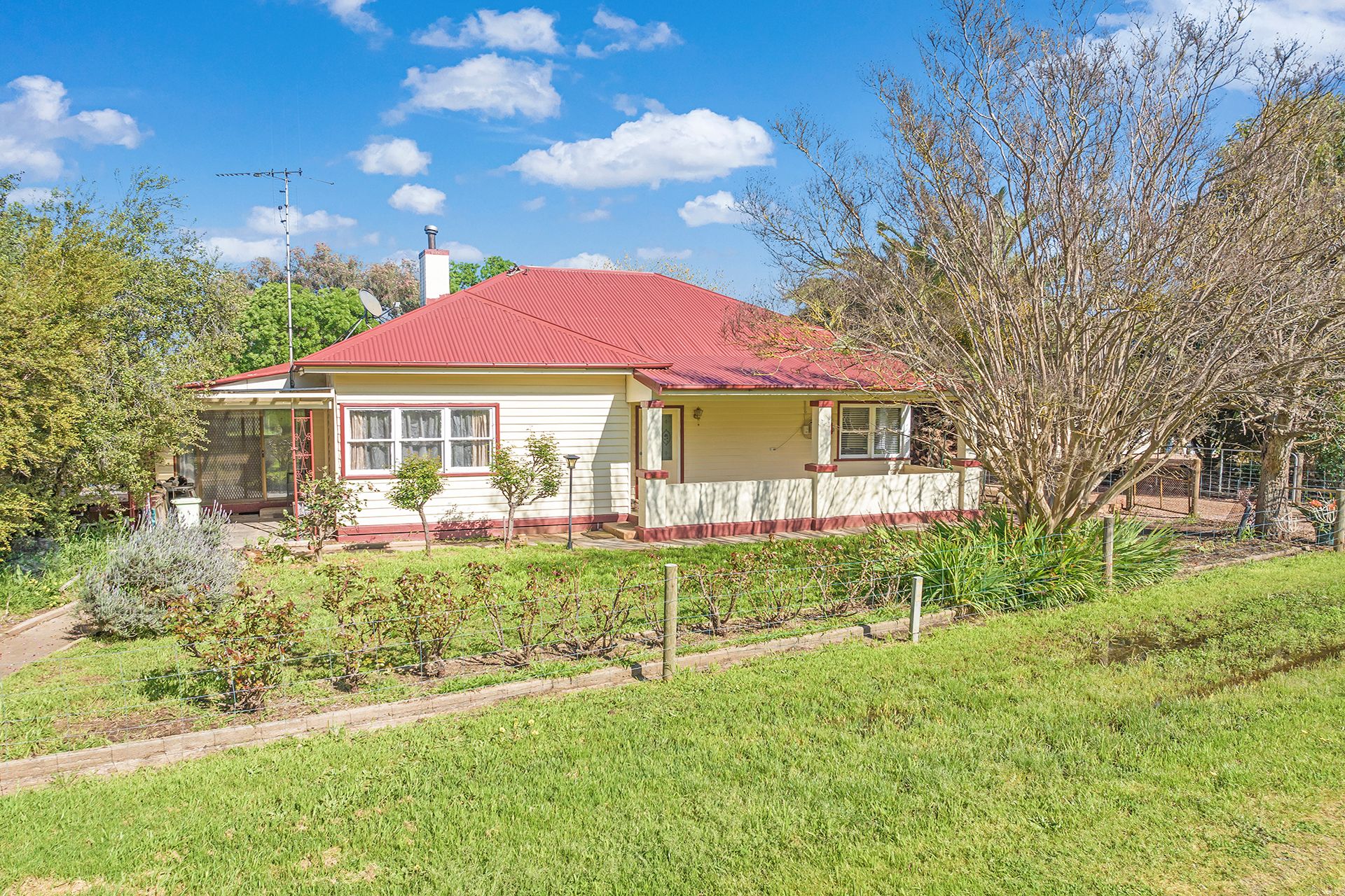 49 Warden Lane, Ballendella VIC 3561