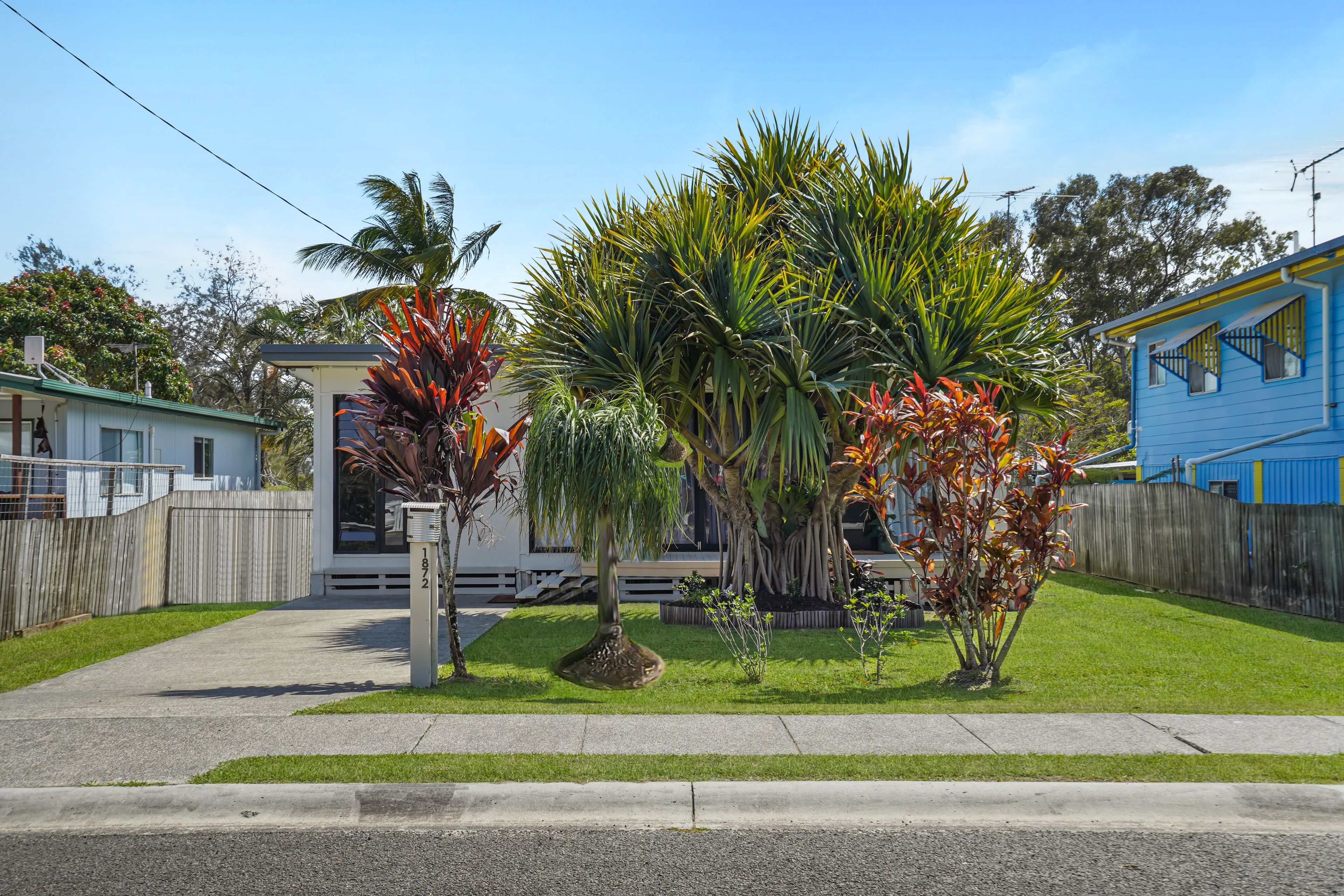 1872 Pumicestone Road — photo 15 of 18