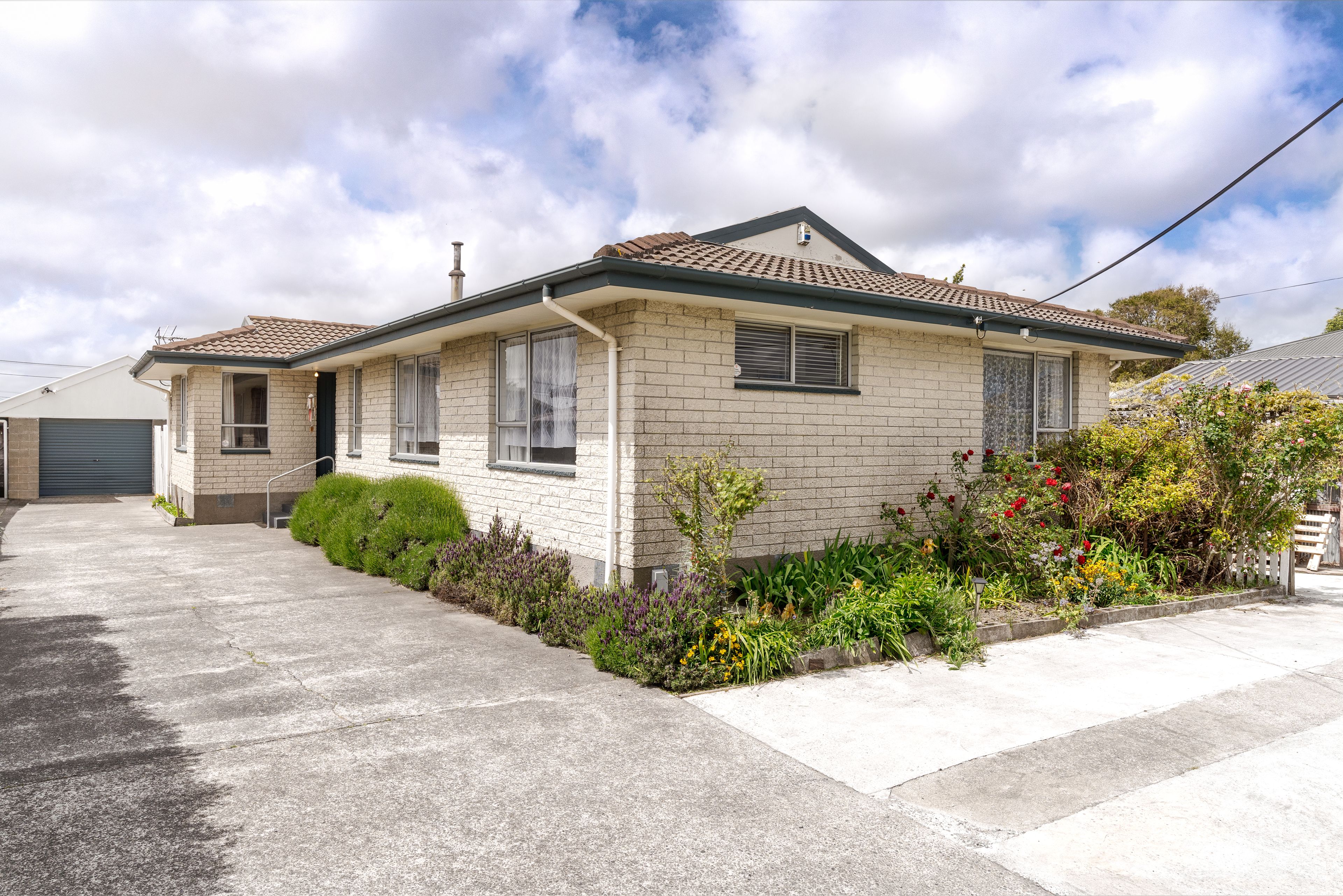 22 Brixton Street, Islington, Christchurch City 8042 Sold House Ray