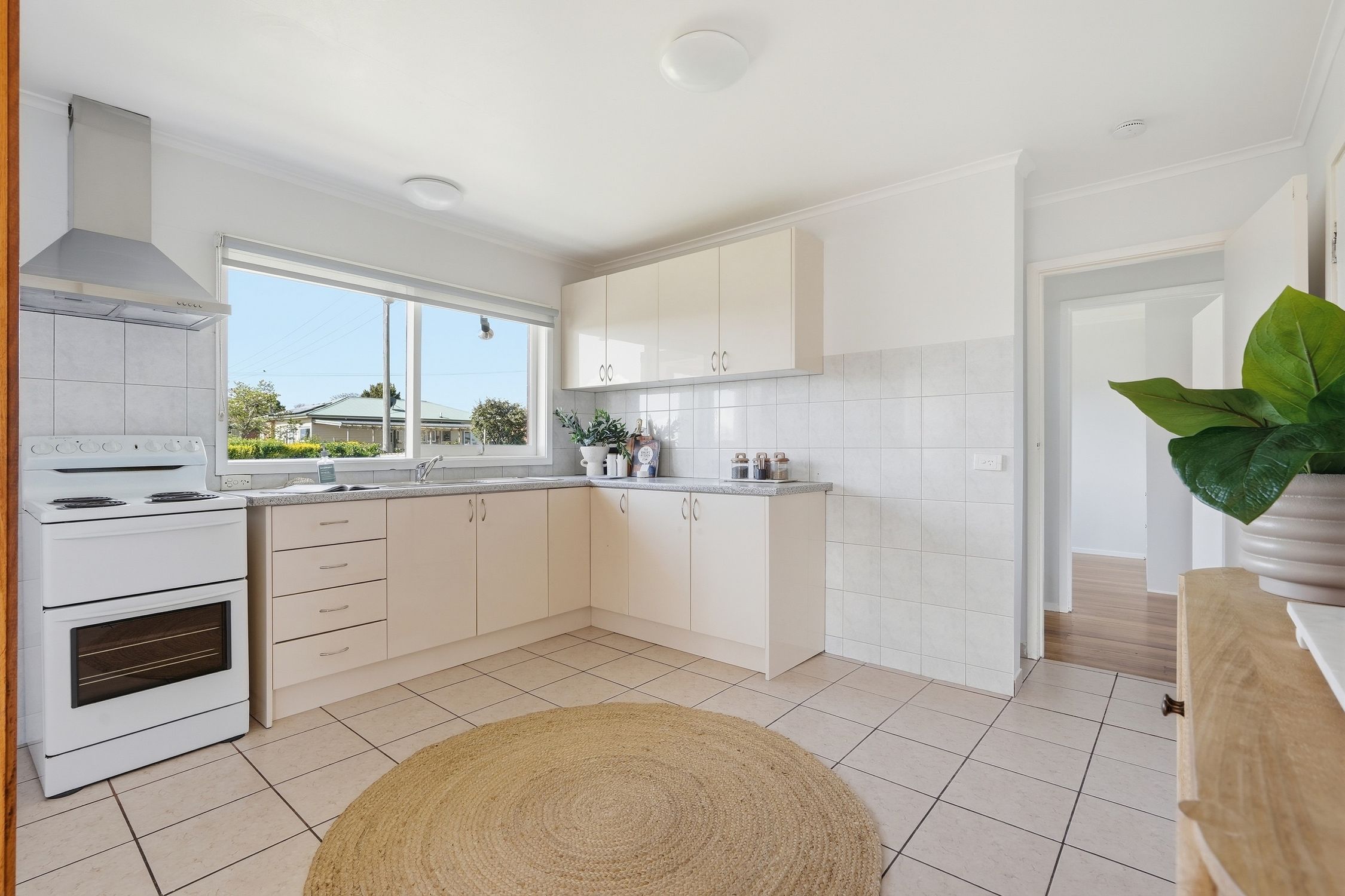 15 Ashbourne Grove — photo 8 of 30