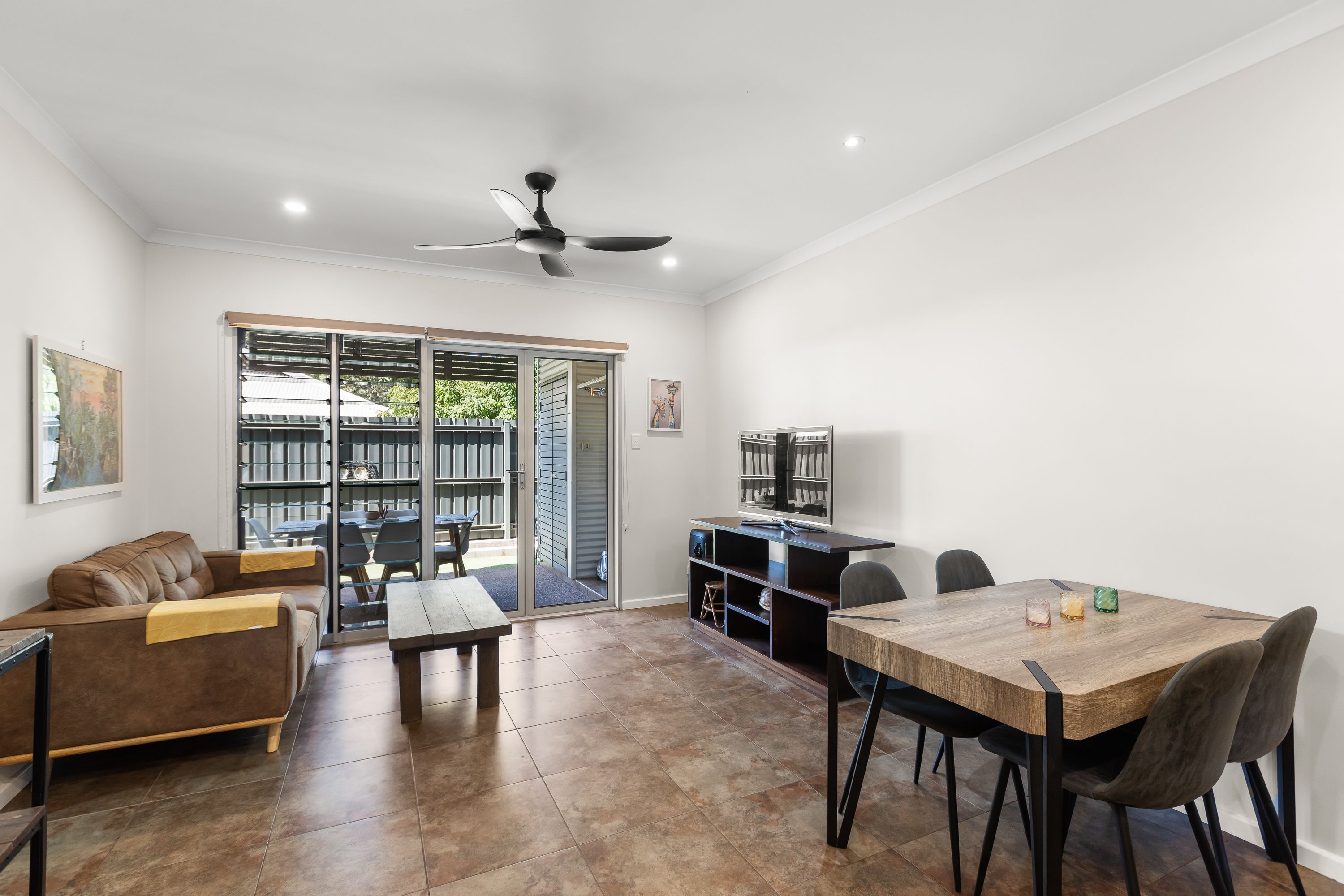 1/14 Coghlan Street — photo 5 of 17