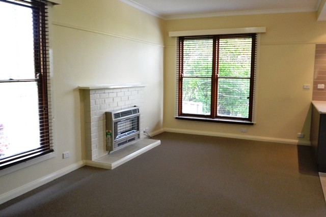 14 Morison Crescent, Seymour, VIC 3660