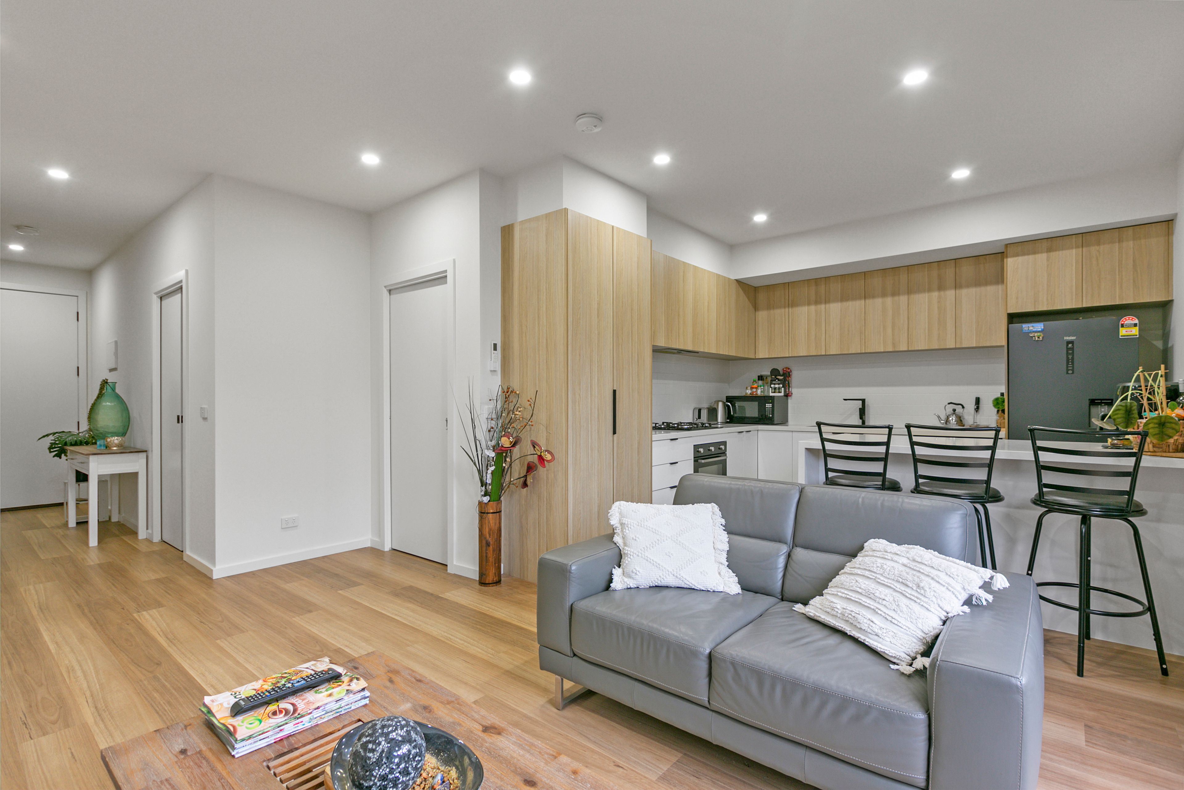 3/211 Oriel Road — photo 4 of 14