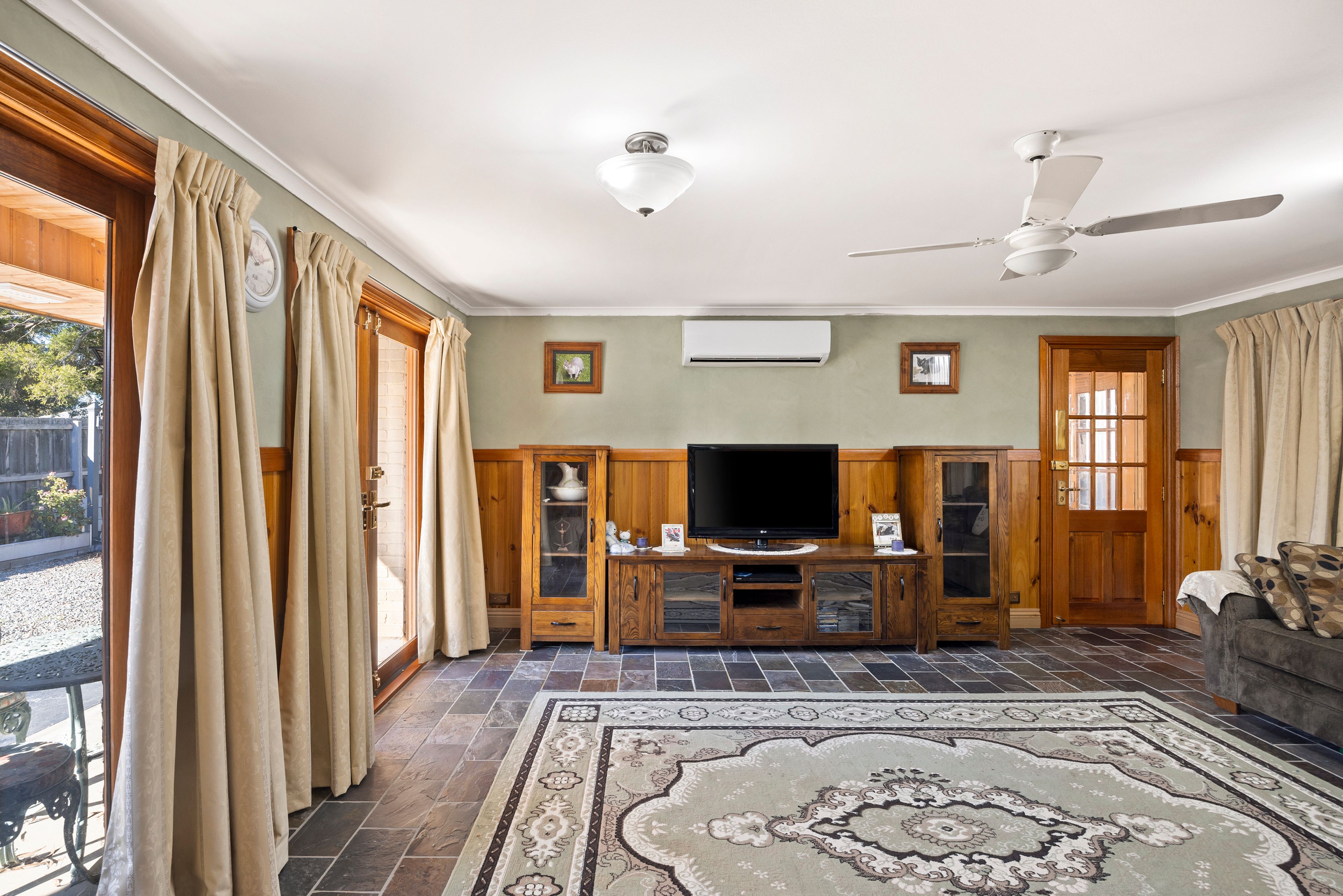 12 Mudie Avenue — photo 6 of 15