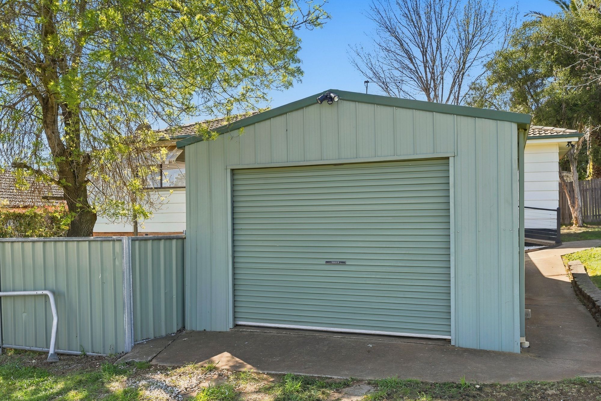 69a Molong Street — photo 9 of 17