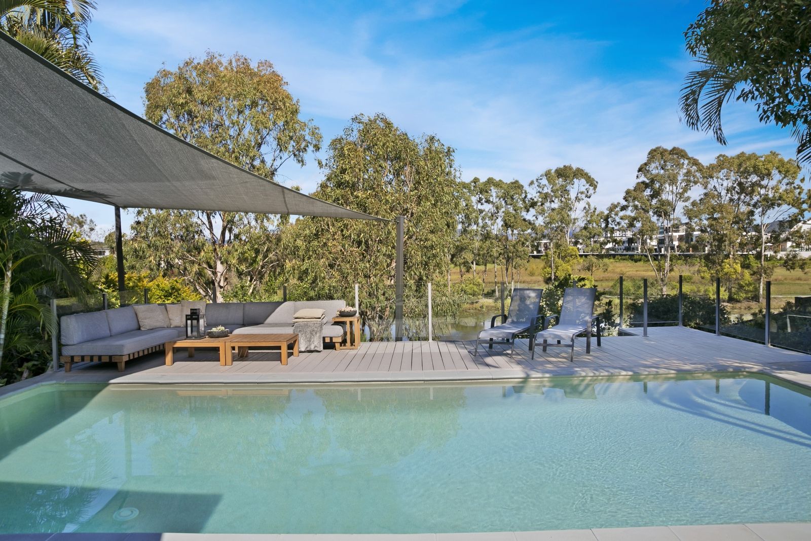 38 Peach Drive, Robina QLD 4226