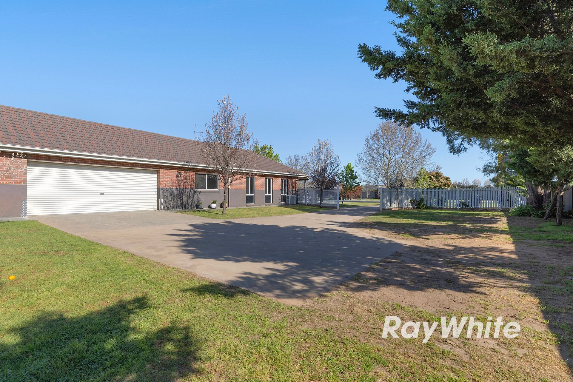 1 Winbi Avenue — photo 23 of 27