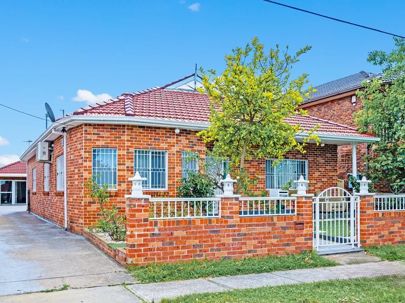 186 The Trongate, South Granville, NSW 2142