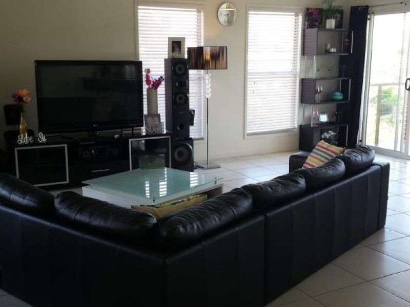 87 Lakes Entrance Drive, Springfield Lakes, QLD 4300