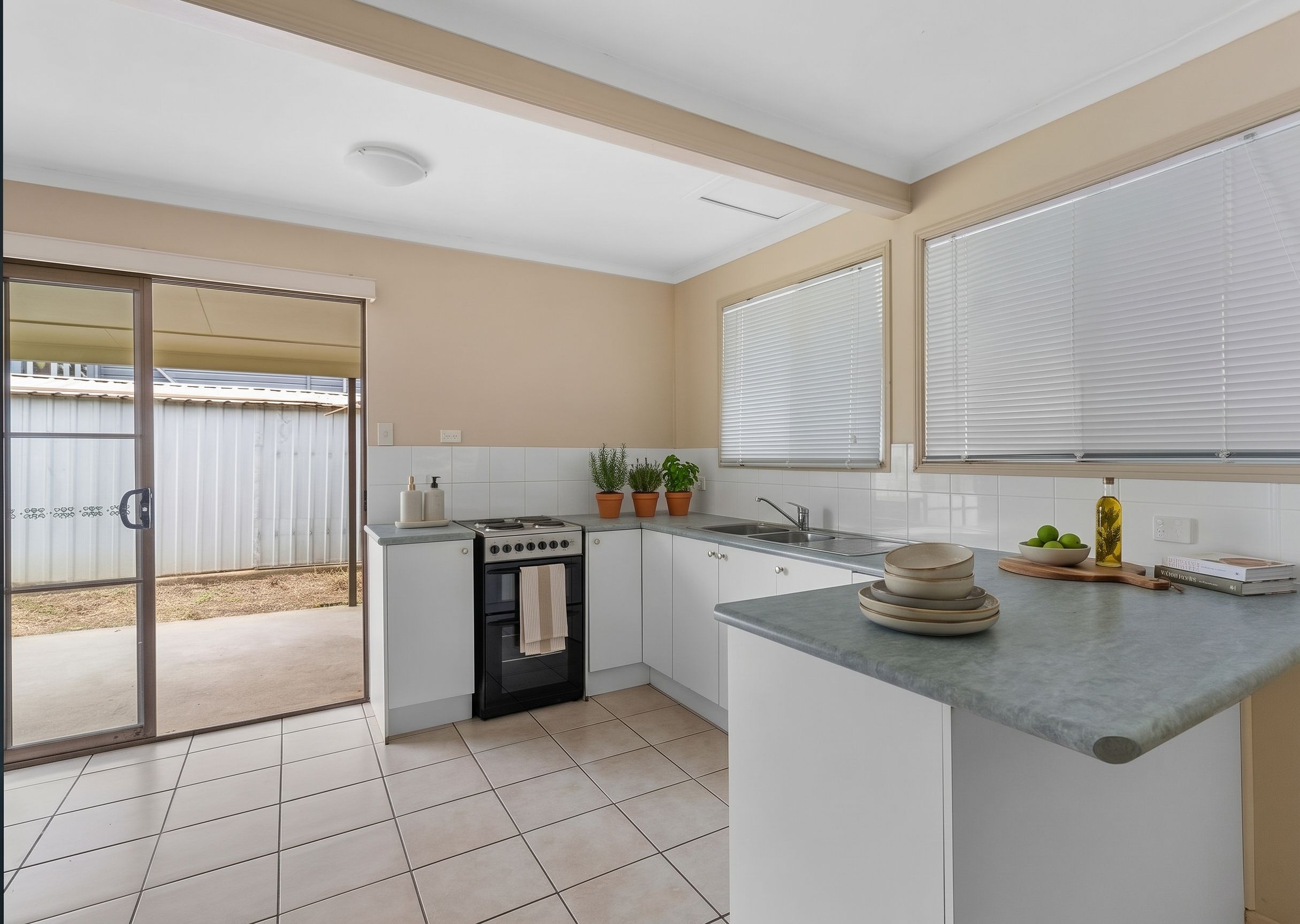 21 Romilda Street — photo 4 of 10
