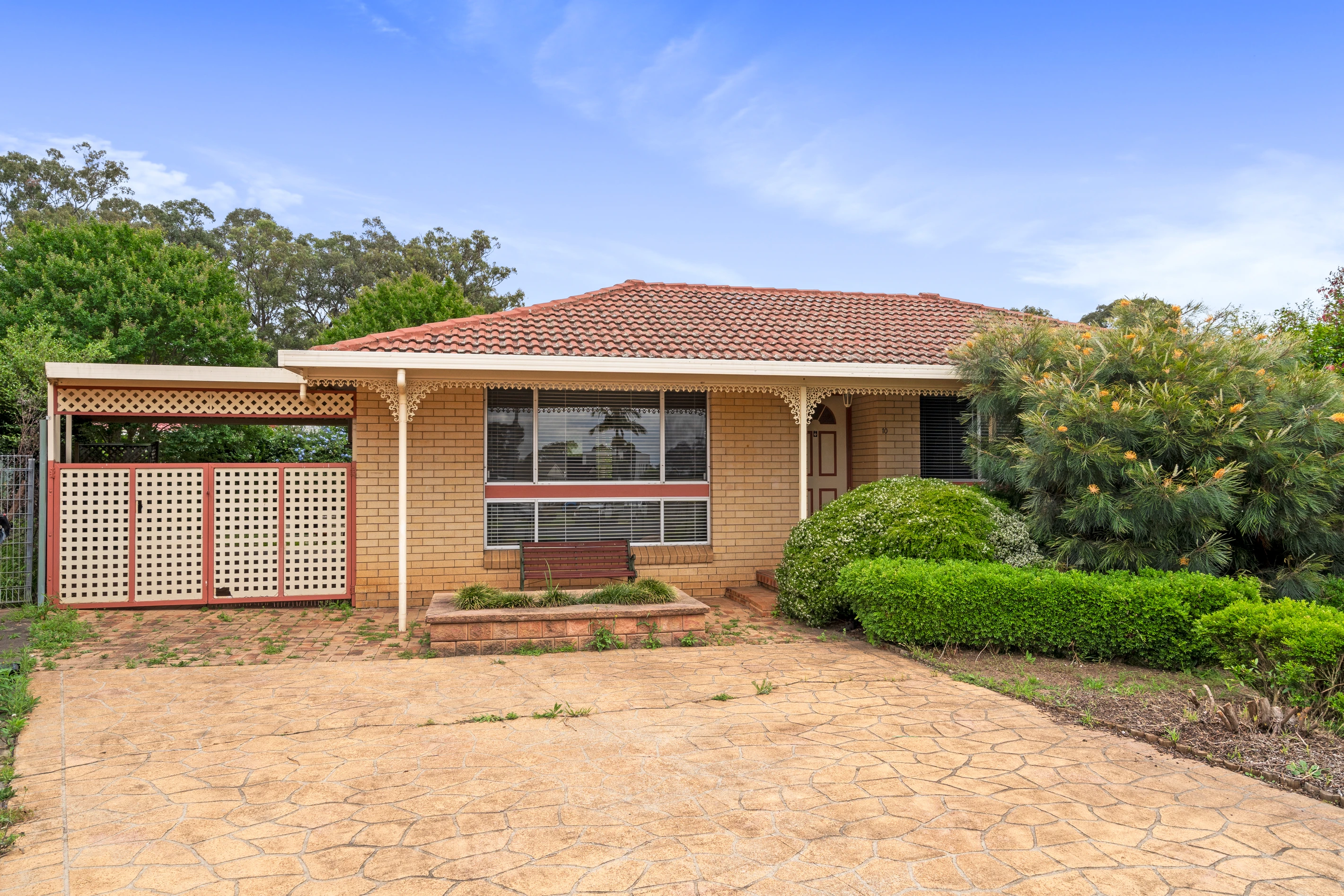 10 Cress Place, Macquarie Fields, NSW 2564