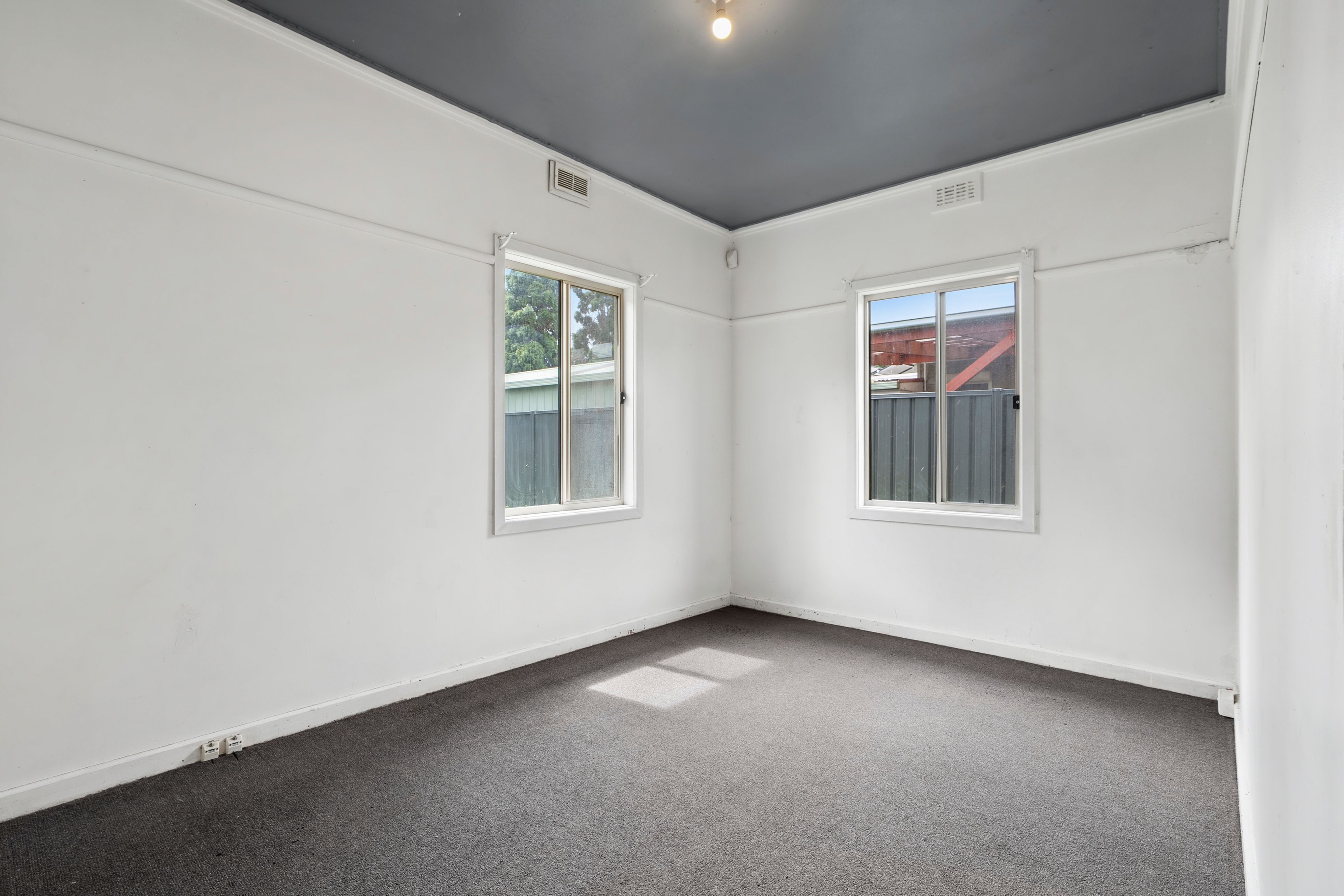 66 Alkira Avenue — photo 8 of 10