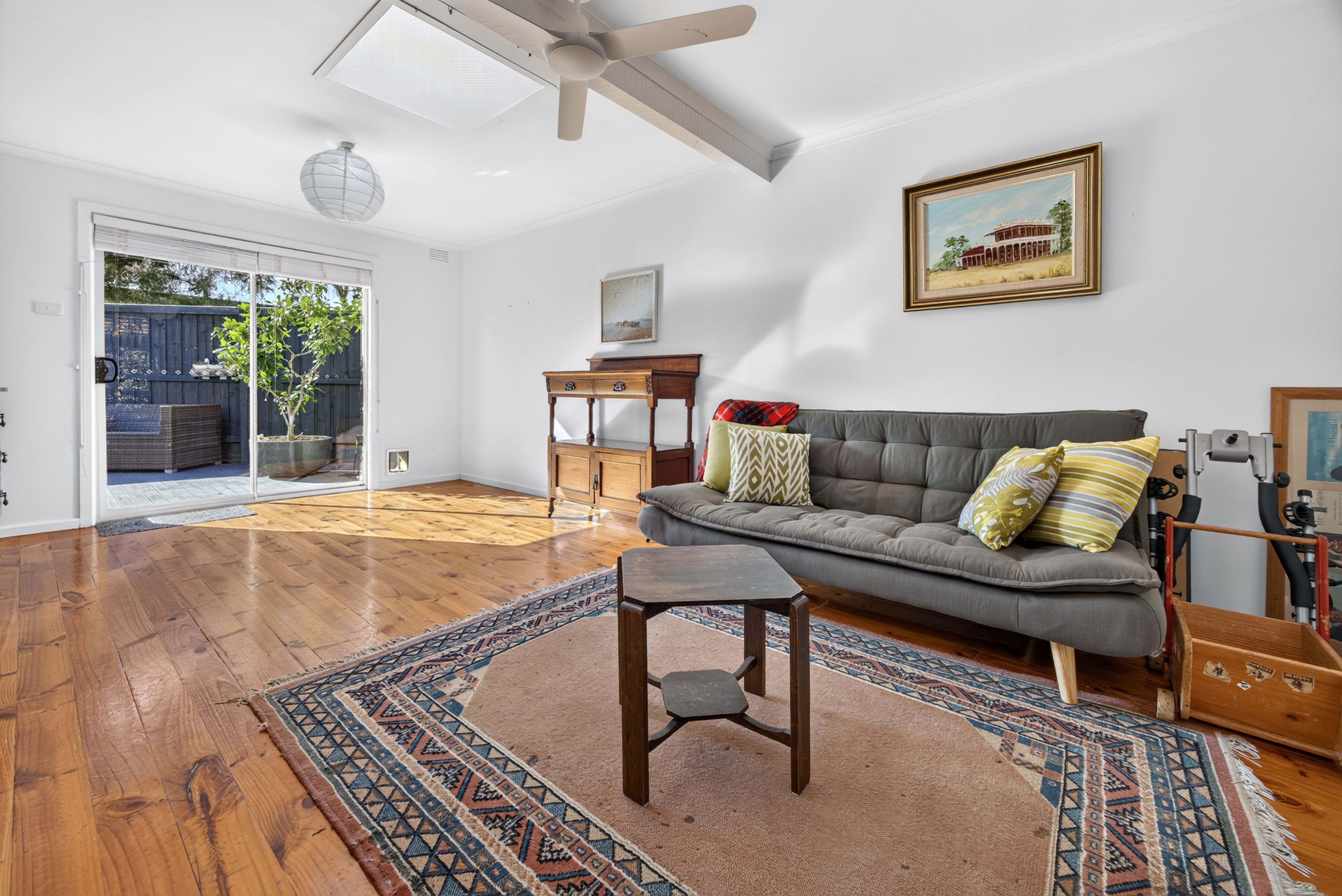 1/3 Lawson Crescent — photo 14 of 22