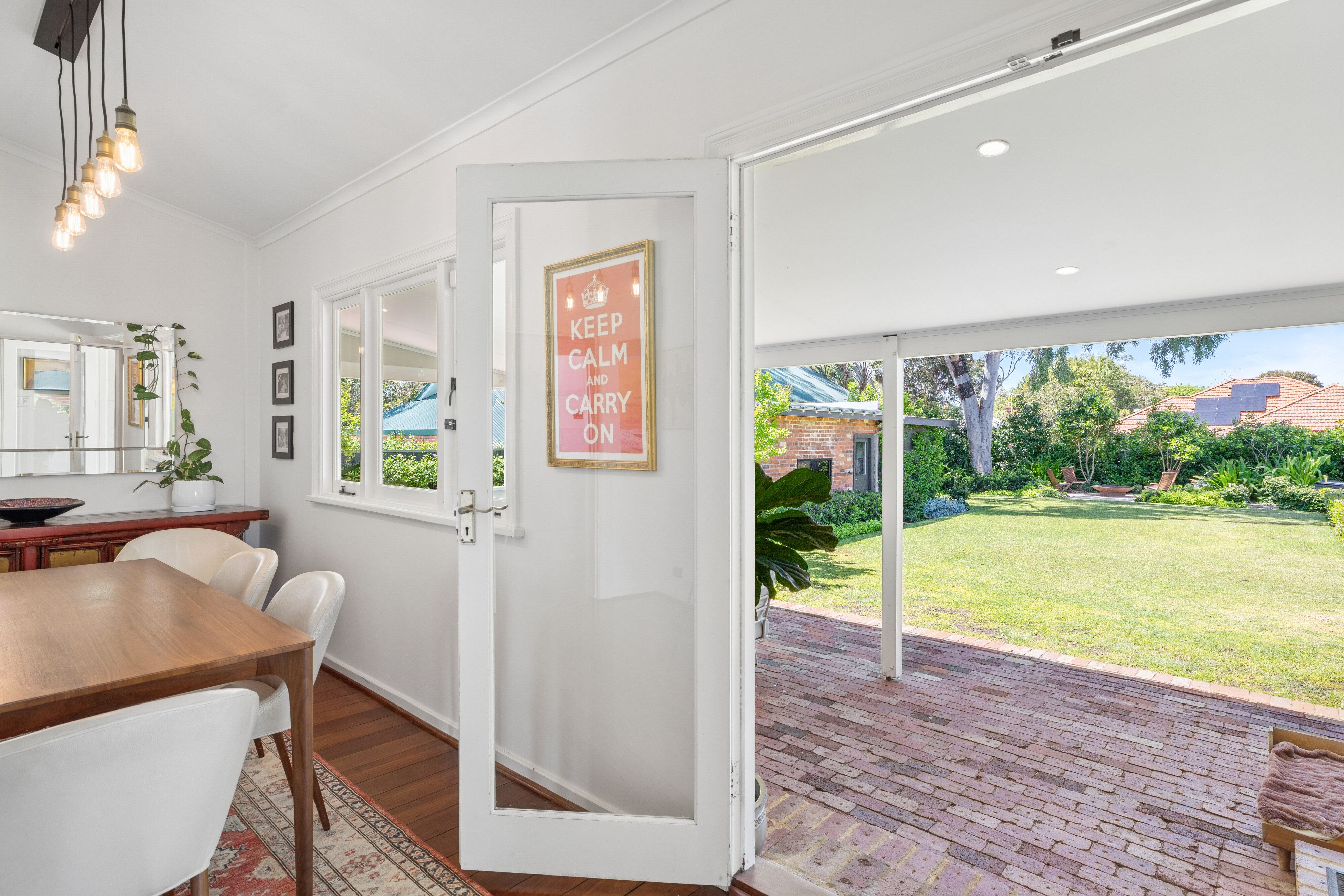 62 Dalgety Street — photo 10 of 28