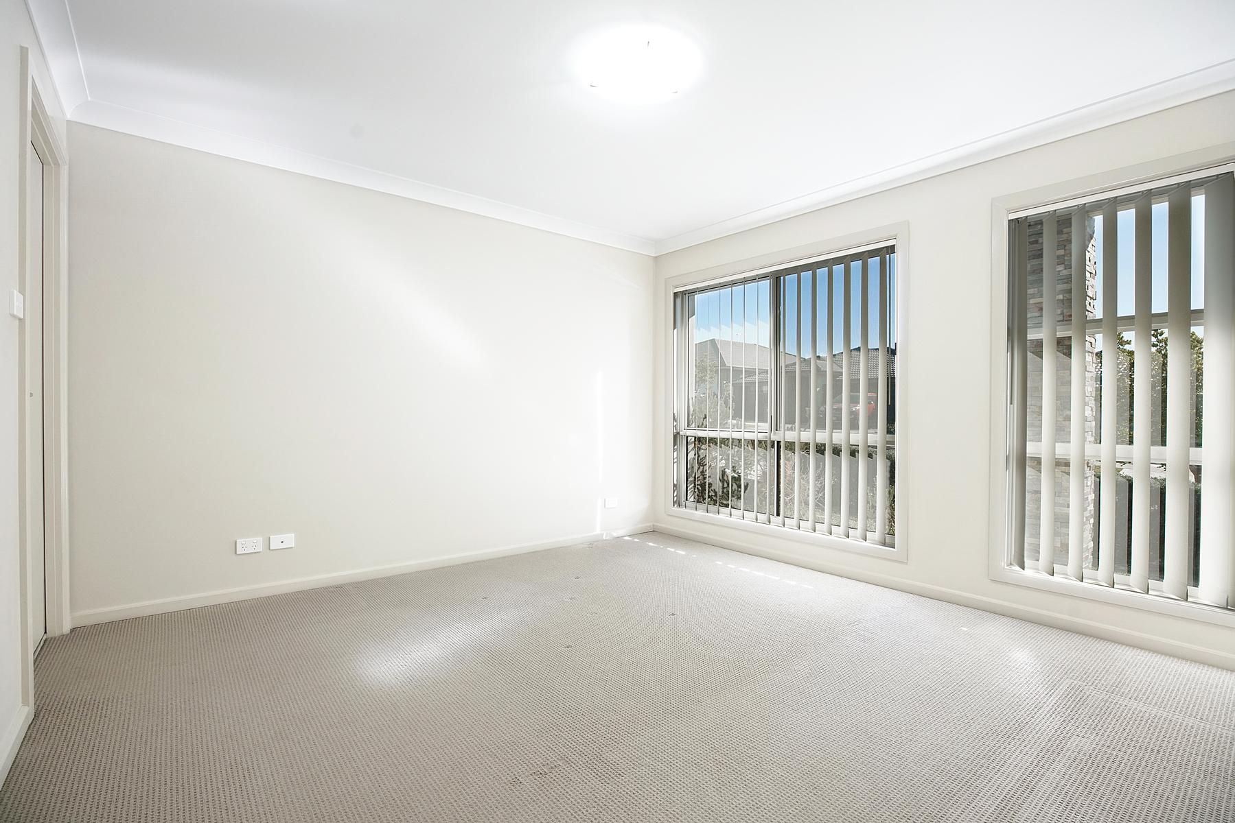 20 Ewan James Drive, Glenmore Park, NSW 2745
