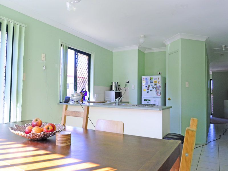 18/7 Billabong Drive, Crestmead, QLD 4132