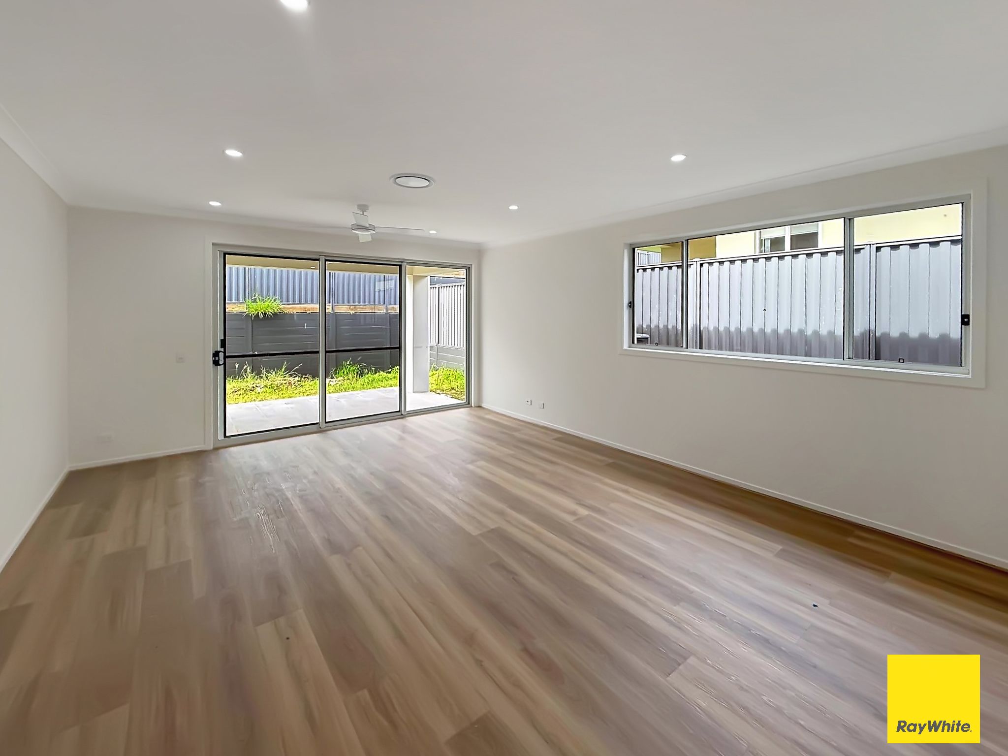 14 Kestrel Street, Worongary, QLD 4213