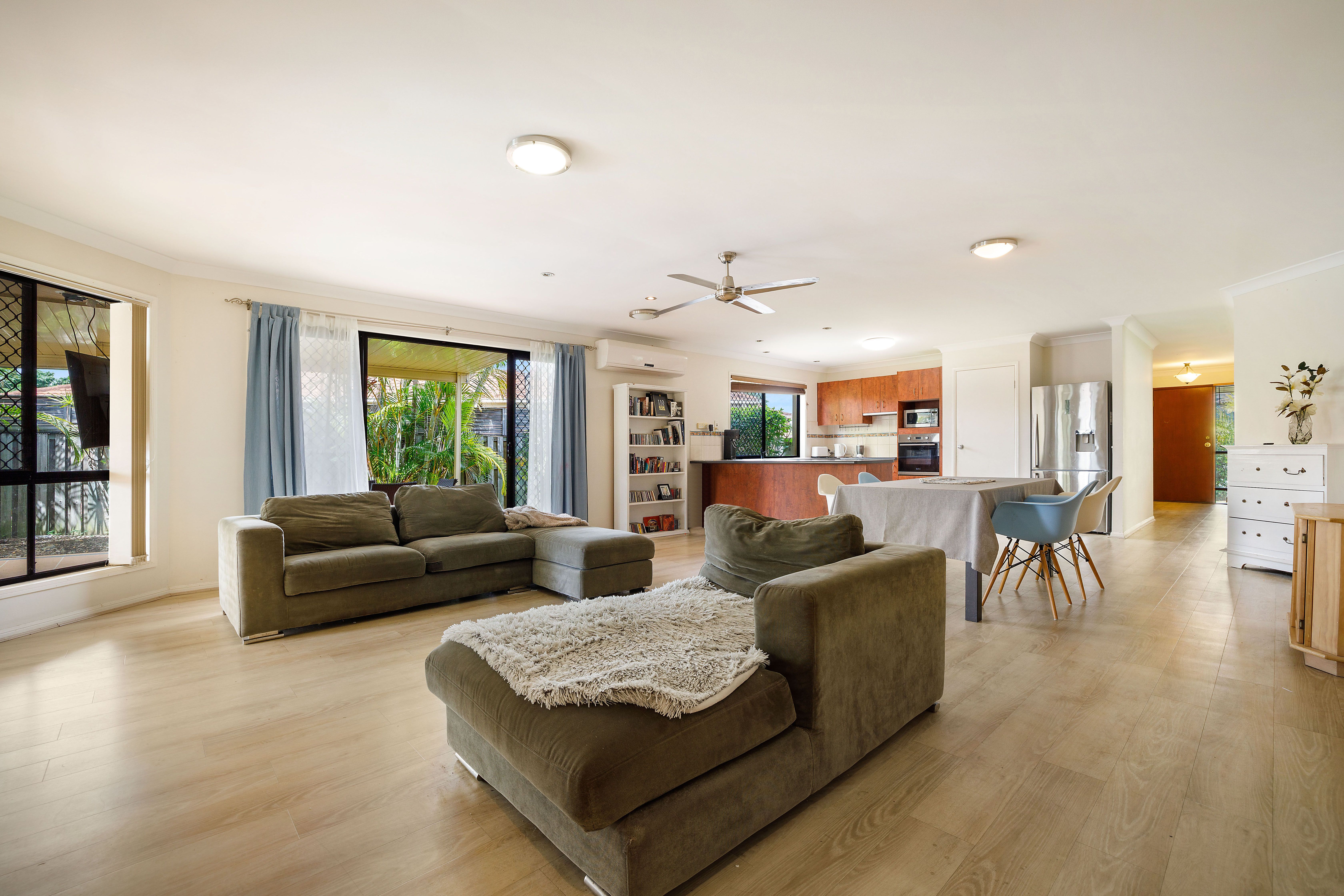 5 Robinia Court, Robina, QLD 4226
