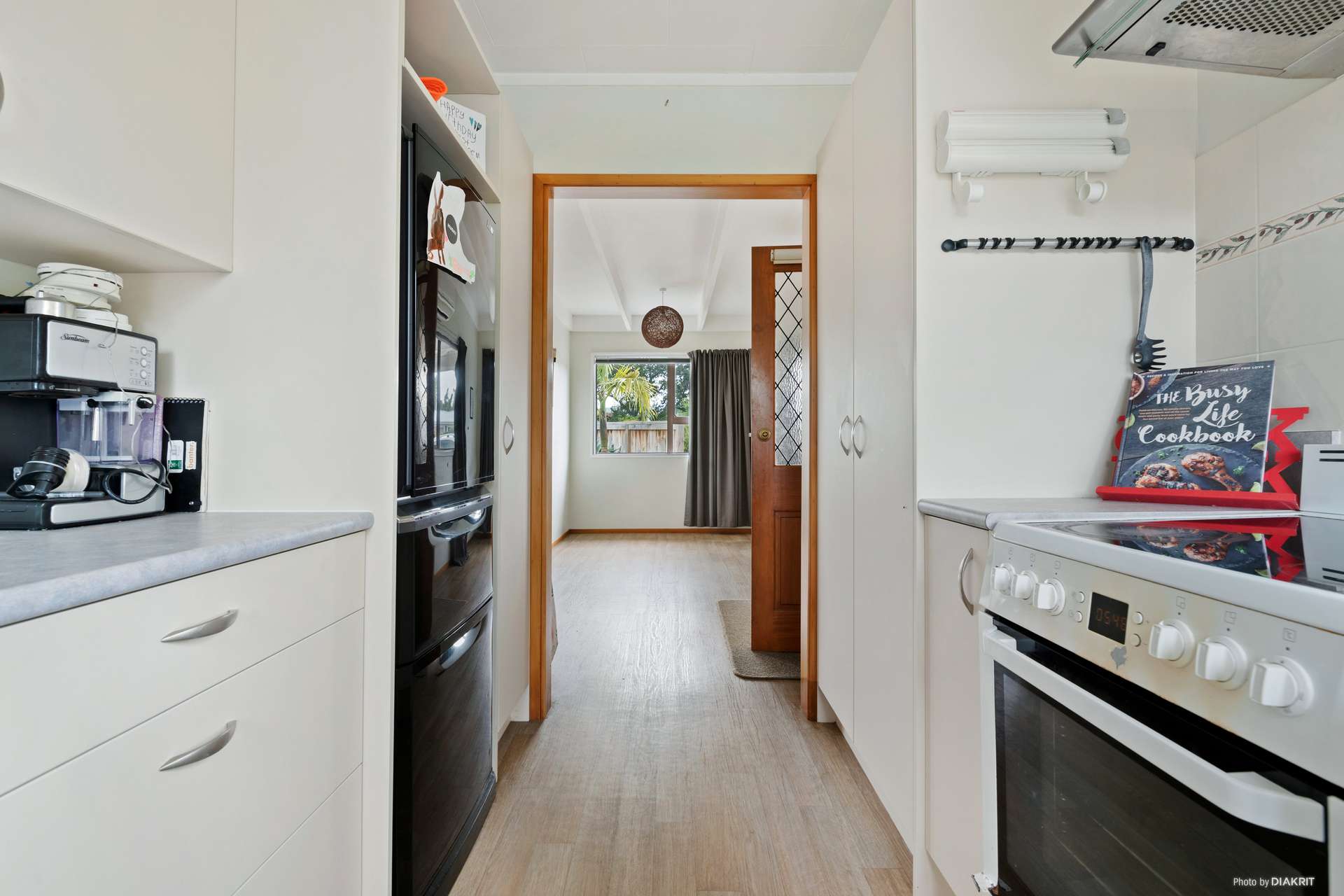 7 Wainoni Place photo 9