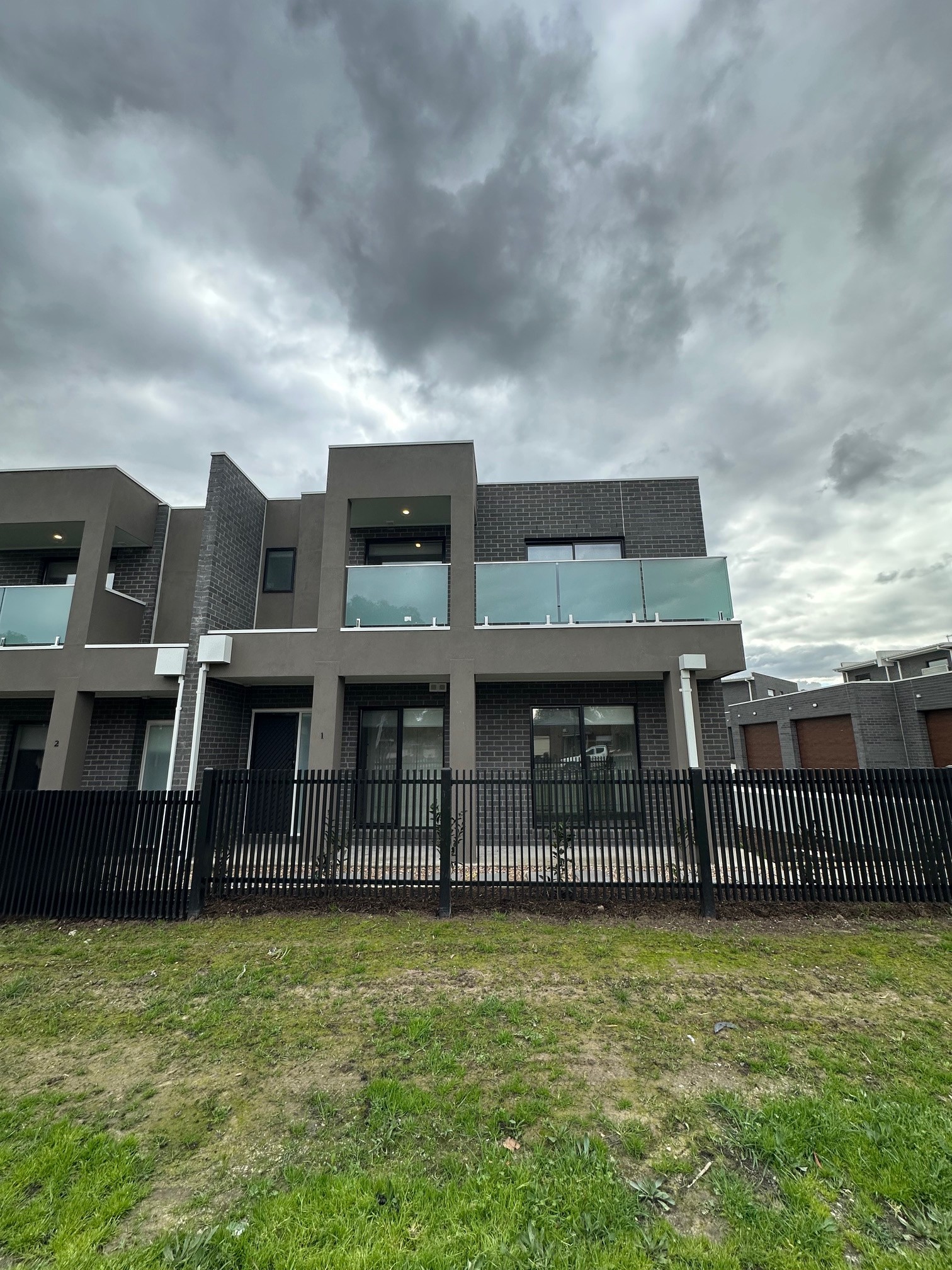 304-306 The Lakes Boulevard, South Morang, VIC 3752