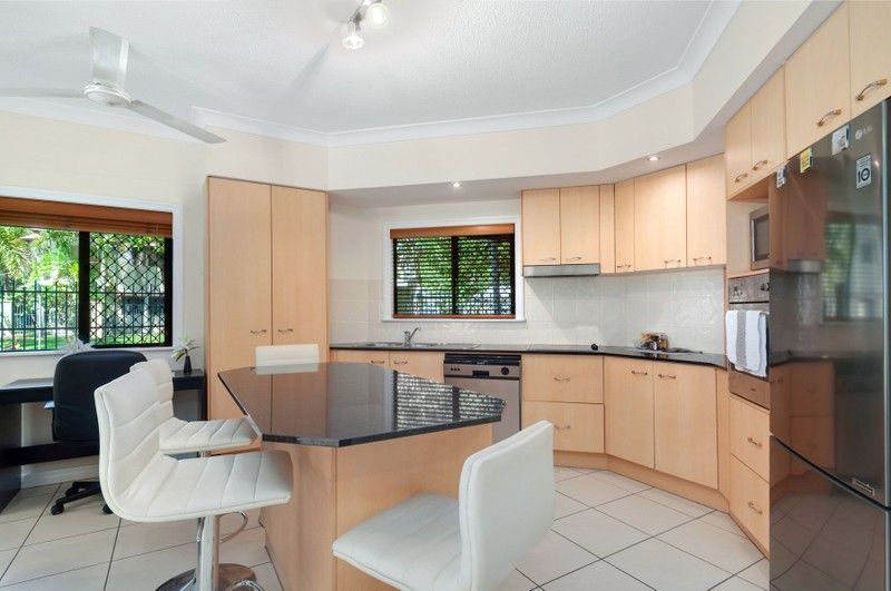 2/73 Sims Esplanade, Yorkeys Knob, QLD 4878