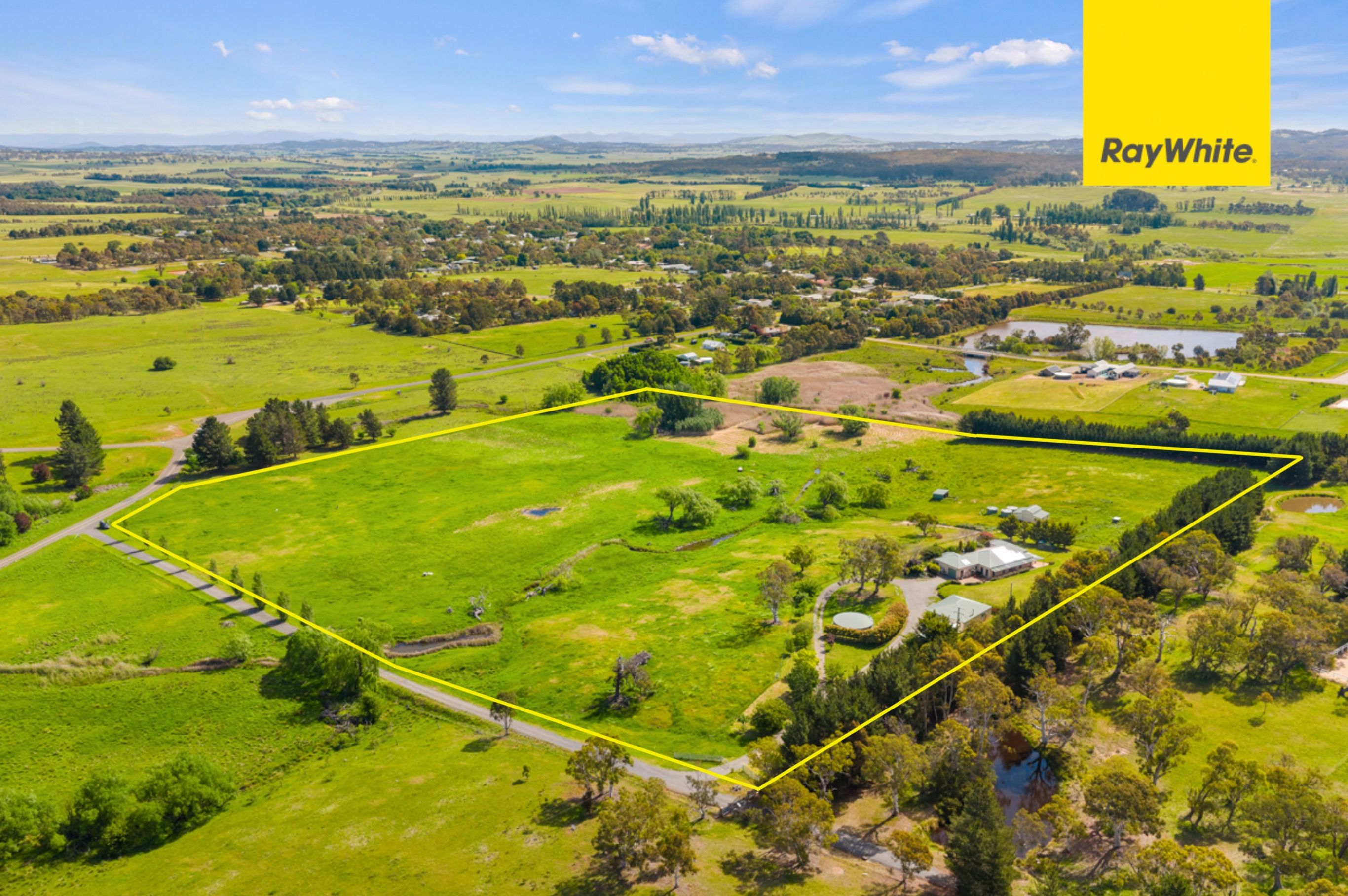 17 Marked Tree Road, Gundaroo, NSW 2620