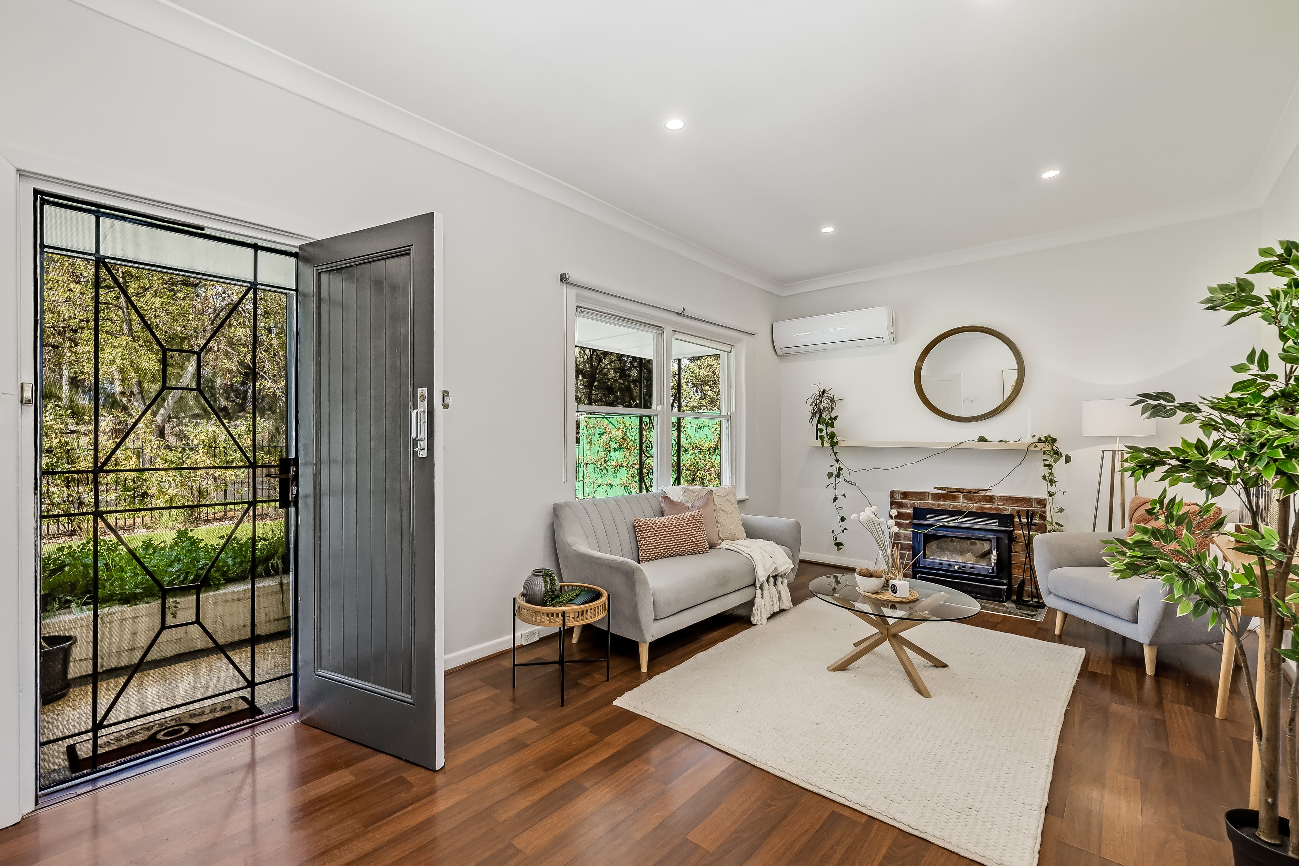 8 Minchinbury Terrace, Marion, SA 5043