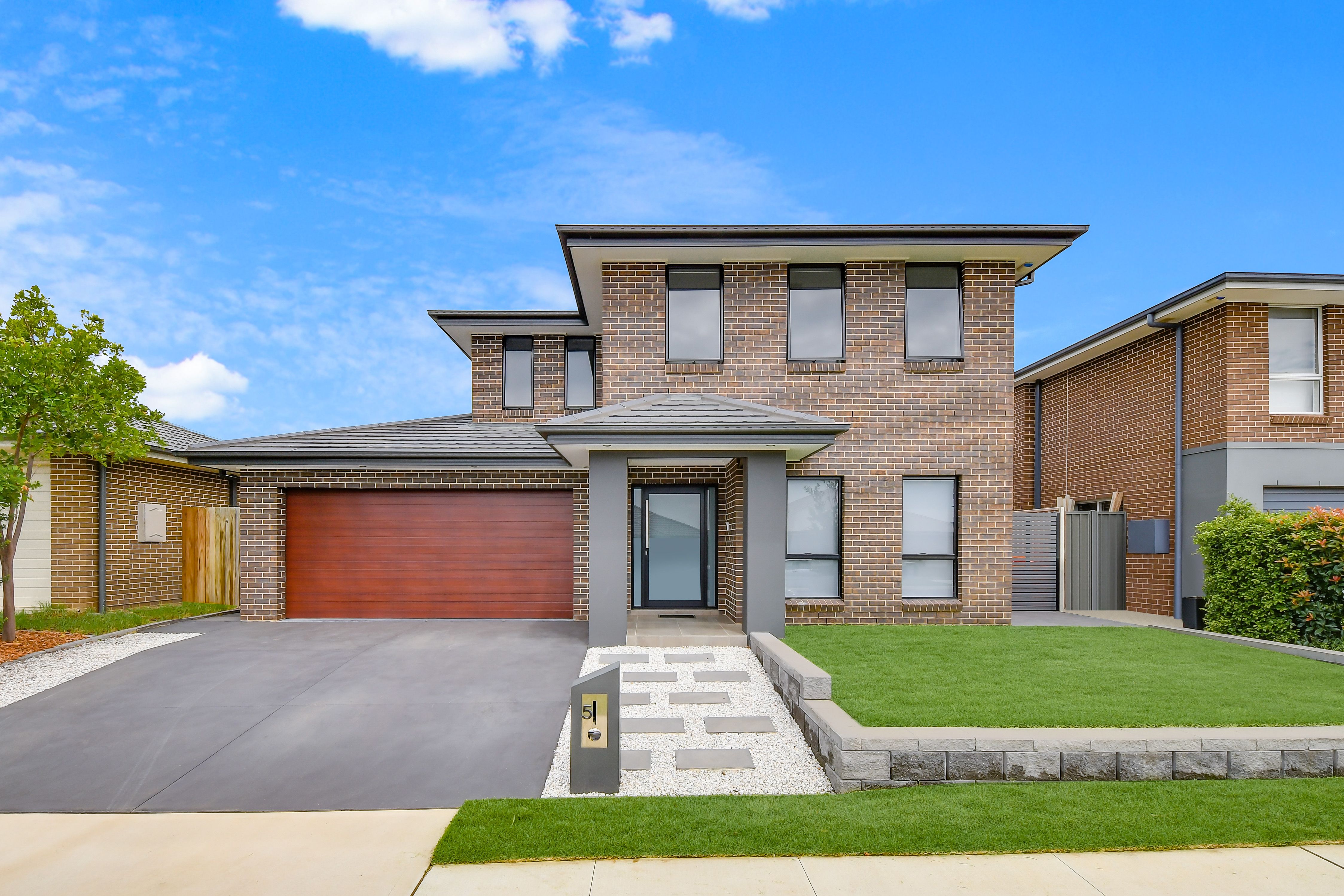 5 Willmington Loop, Oran Park NSW 2570