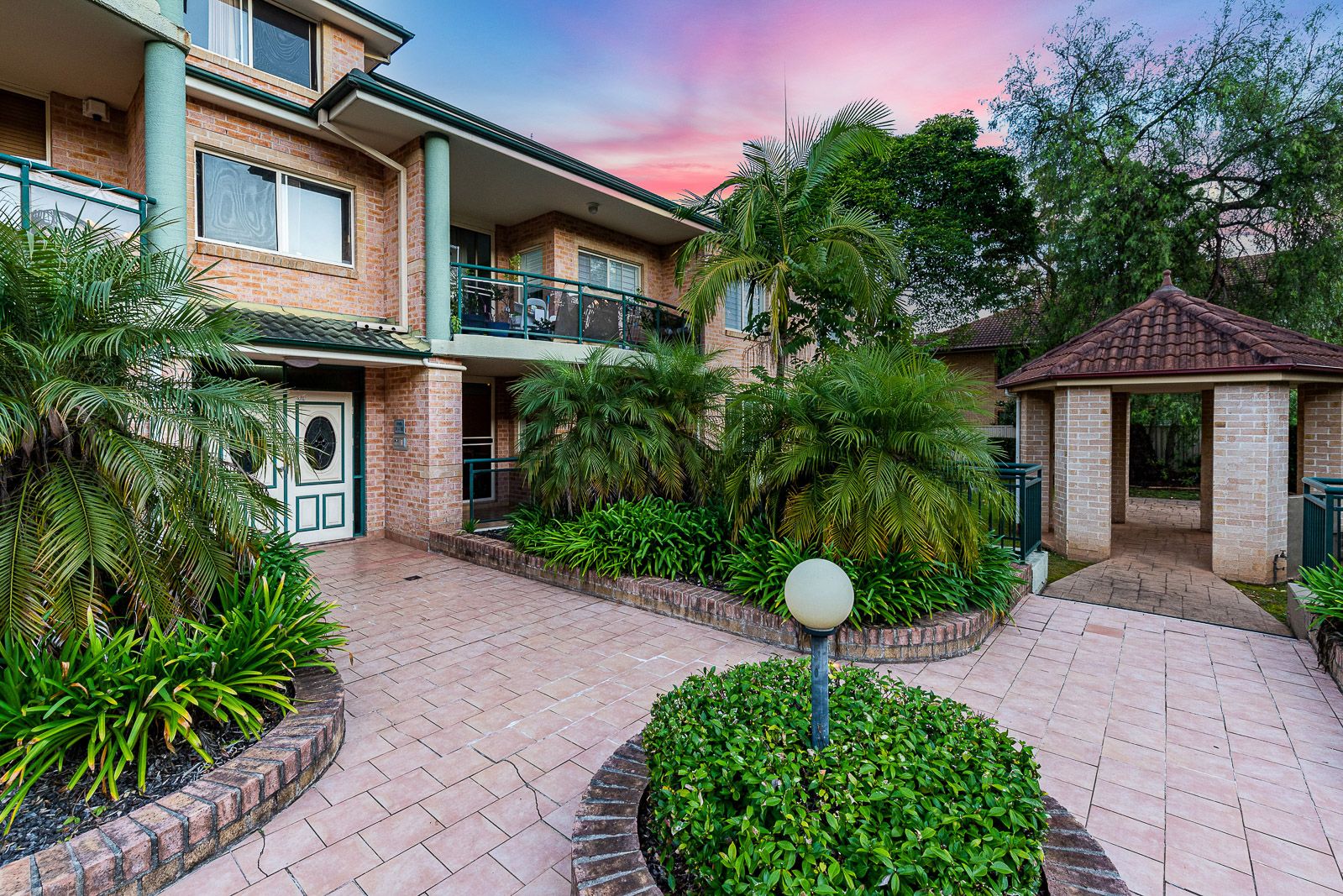 11/1 Cheriton Avenue, Castle Hill, NSW 2154