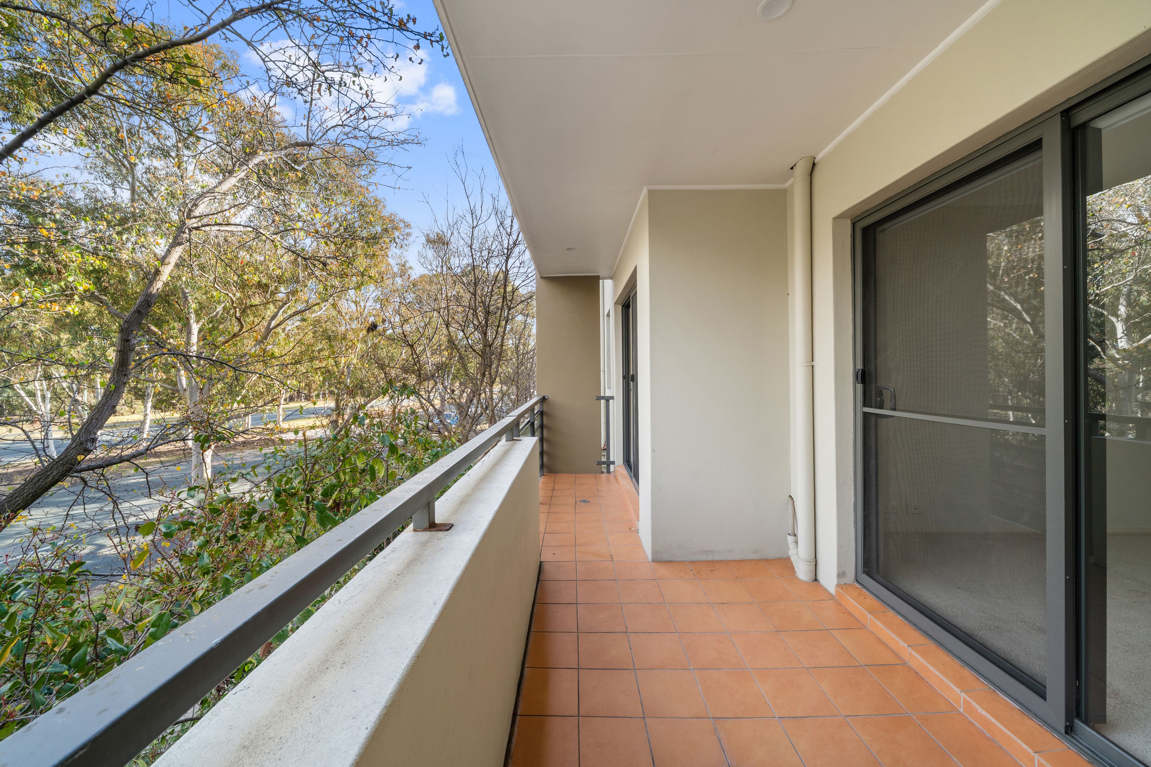17/114 Athllon Drive — photo 9 of 14