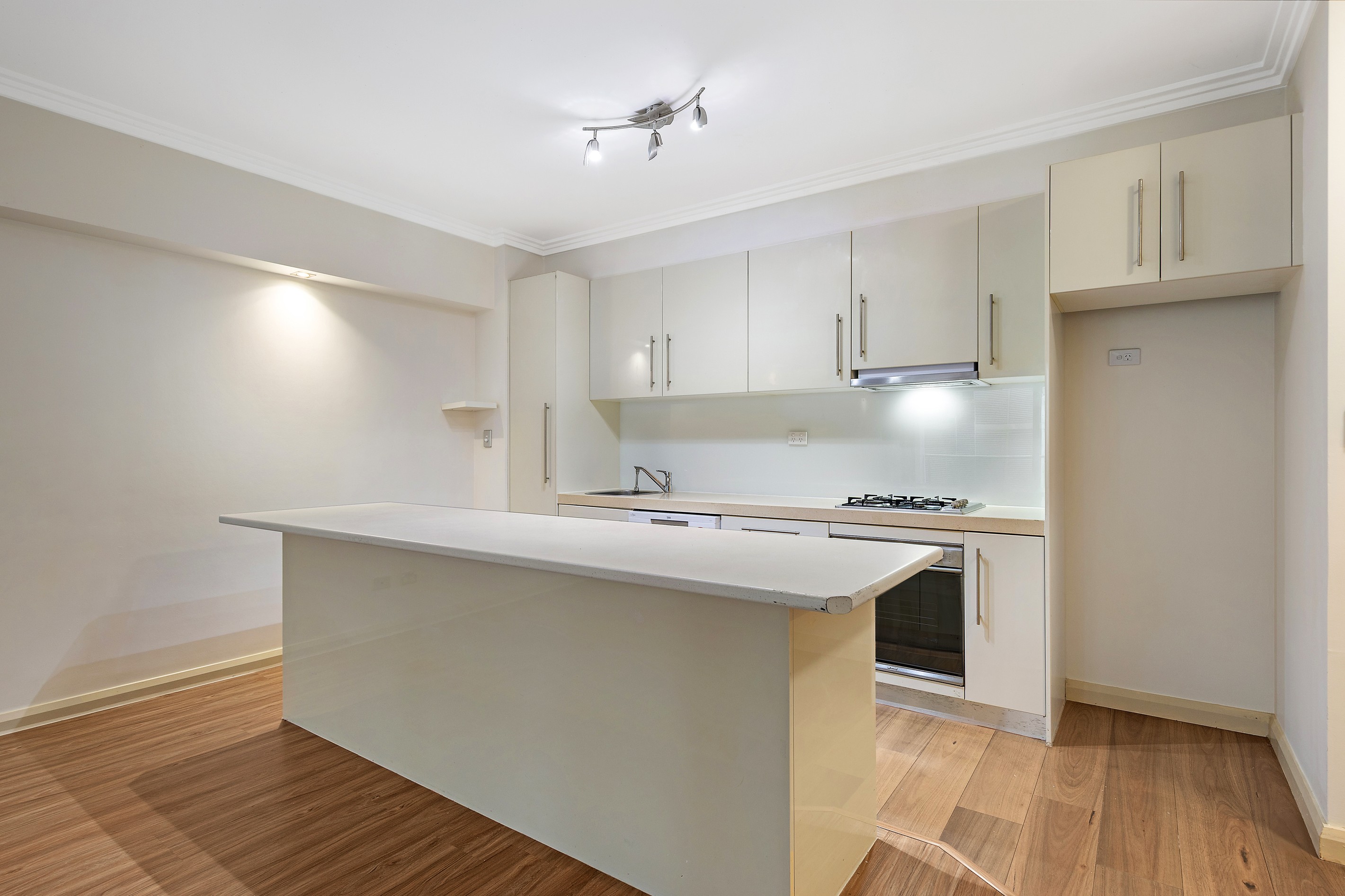 504/25-31 Orara Street, Waitara, NSW 2077