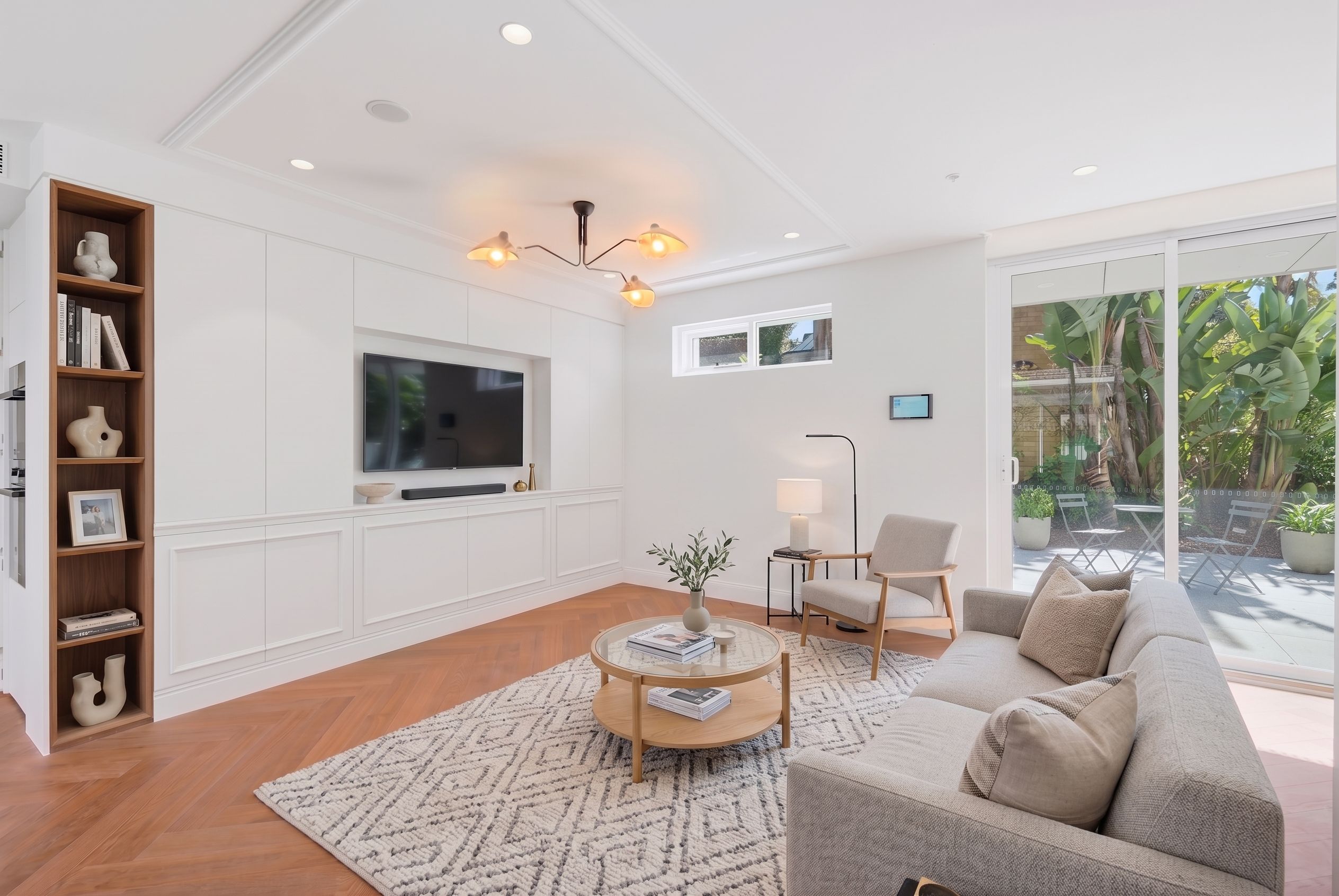 8/2 Woodville Avenue — photo from Ray White Upper North Shore