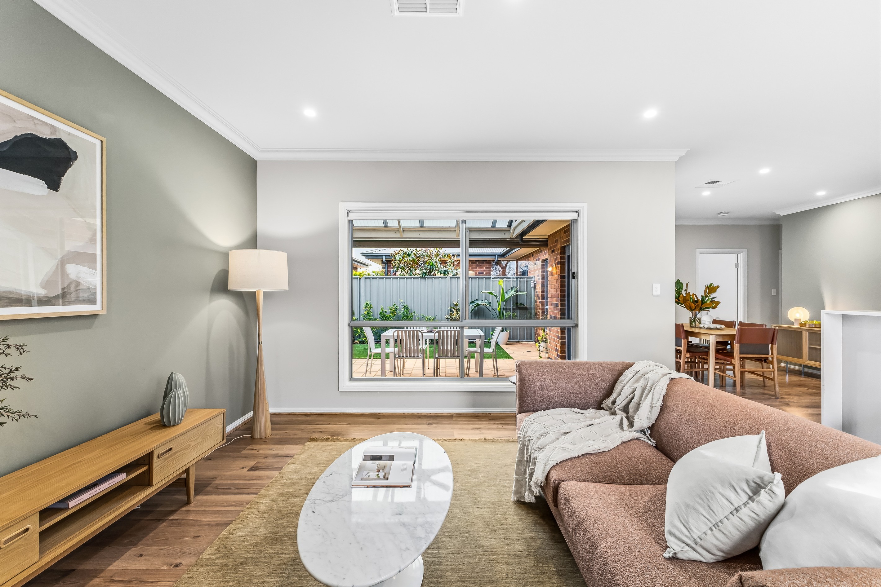 2 Jacaranda Grove, Oaklands Park, SA 5046