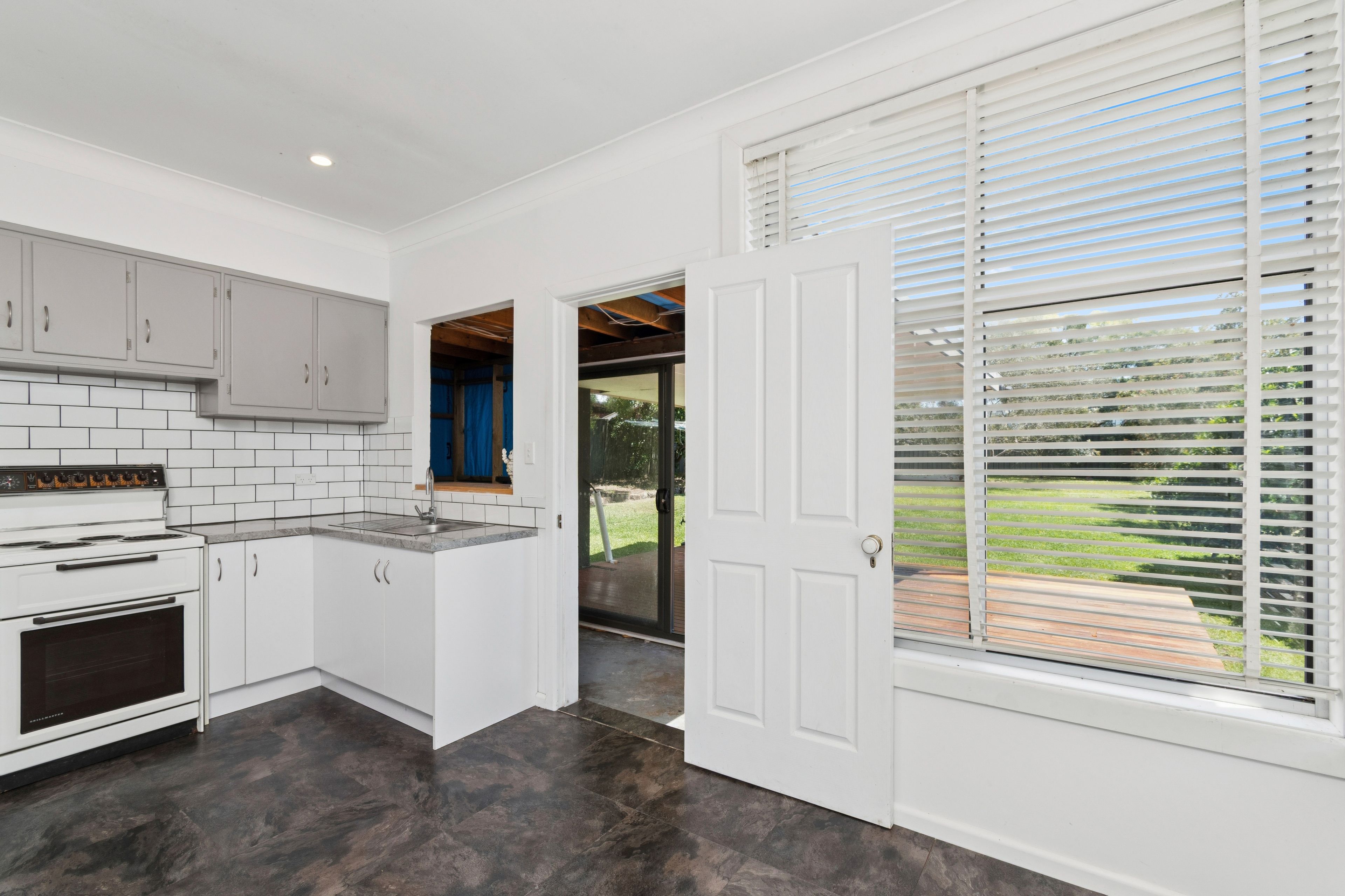 38 Coolabah Road — photo 4 of 10