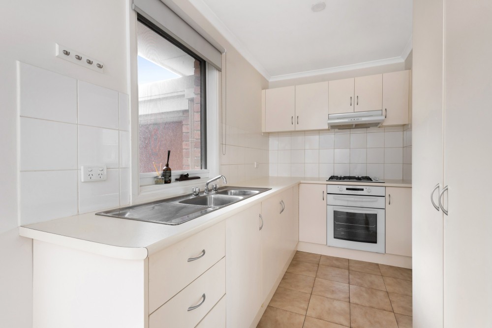 1/194 Surrey Road, Blackburn, VIC 3130