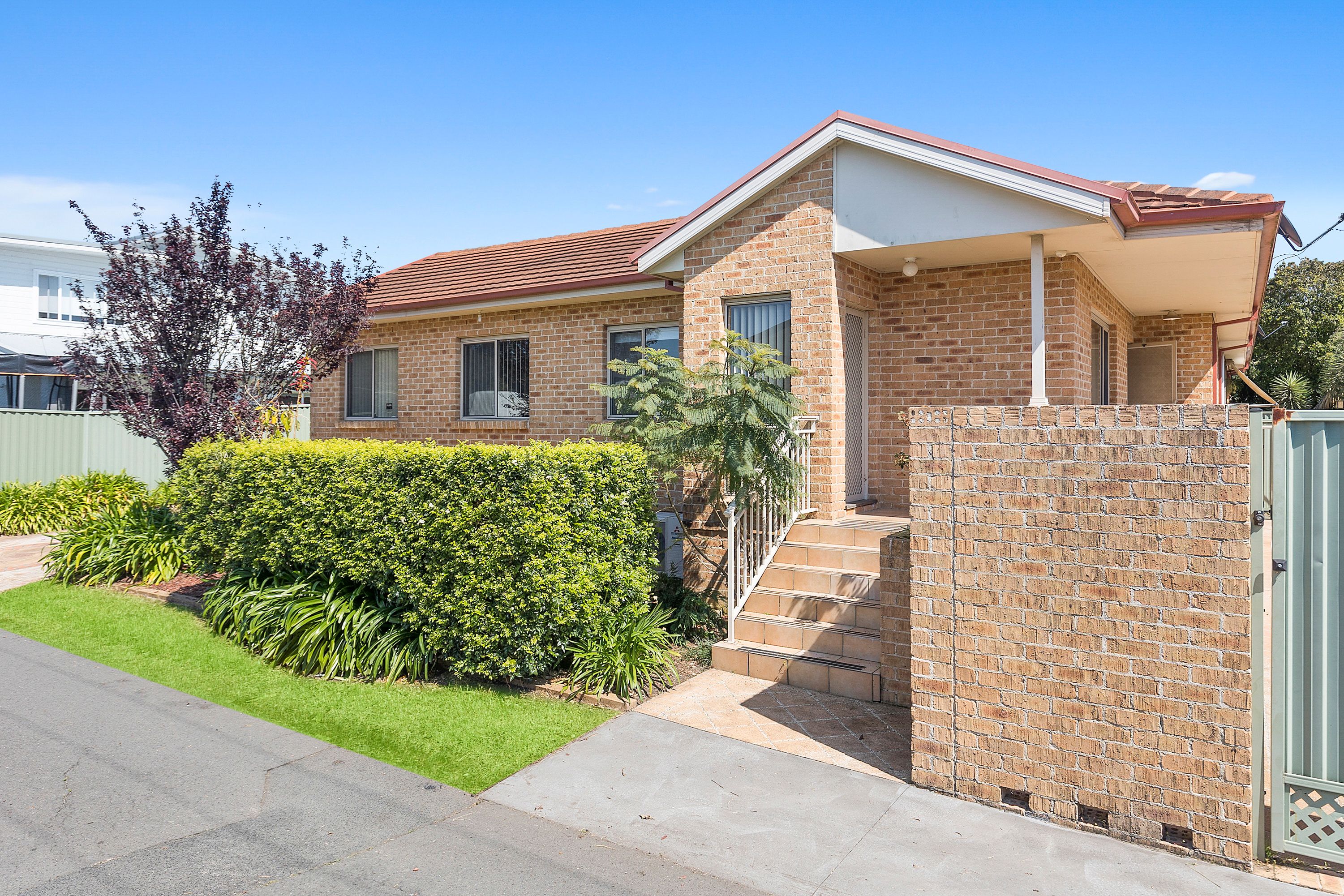 35 Stuart Street, Helensburgh NSW 2508