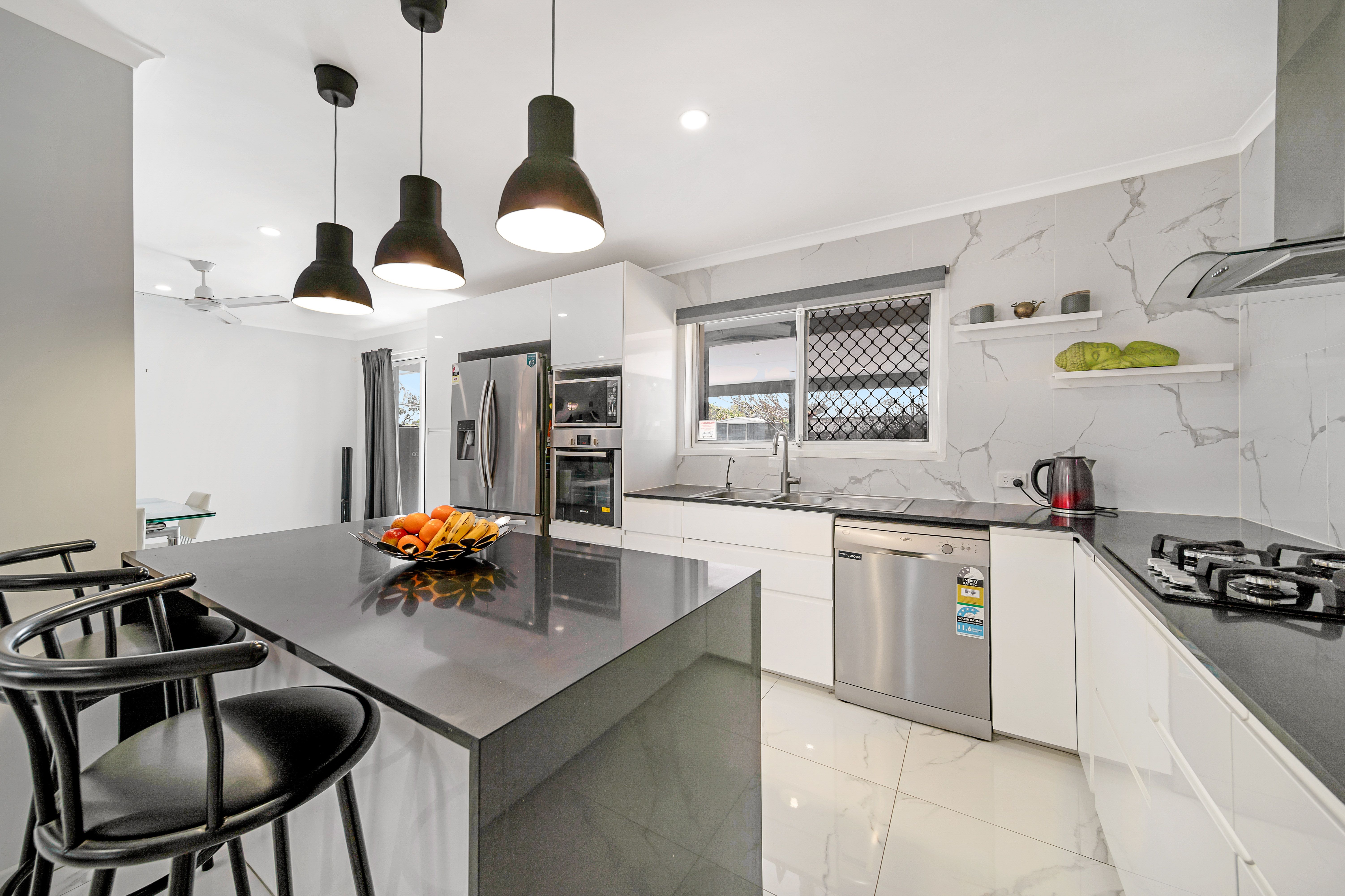 20 Westmoreland Boulevard, Springwood, QLD 4127