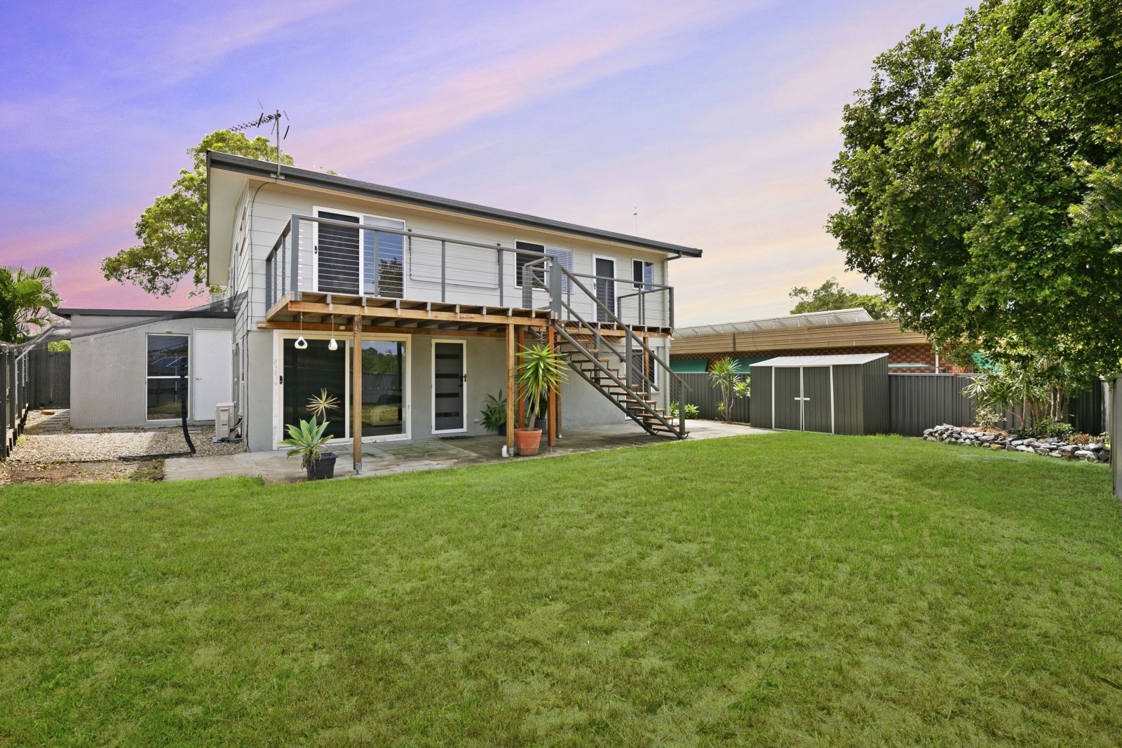 330 Government Road, Labrador, QLD 4215