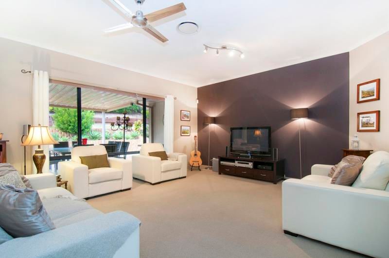 15 Victoria Drive, Pacific Pines, QLD 4211
